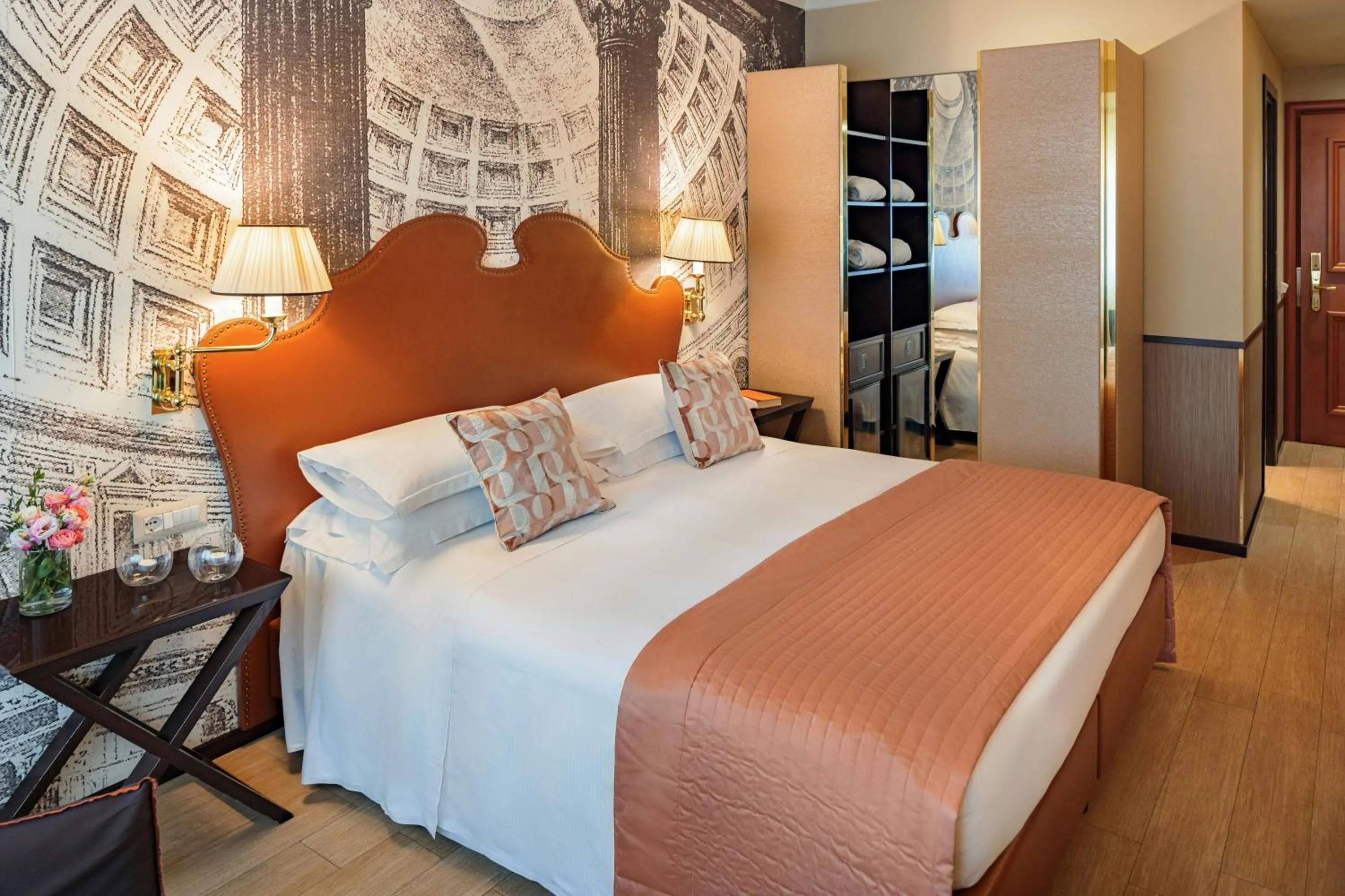 Photo of the whole room, Bed in Starhotels Michelangelo Rome