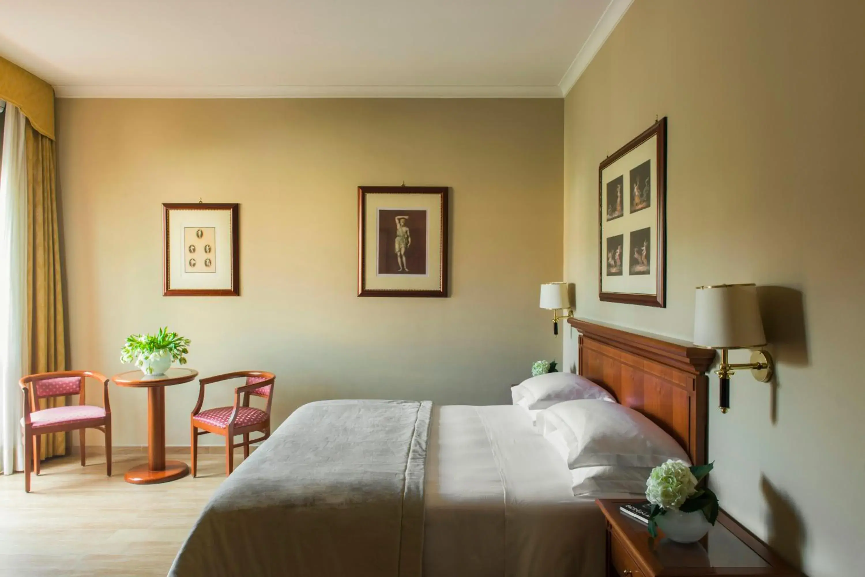 Junior Suite in Starhotels Michelangelo Rome Junior Suite in Starhotels Michelangelo Rome