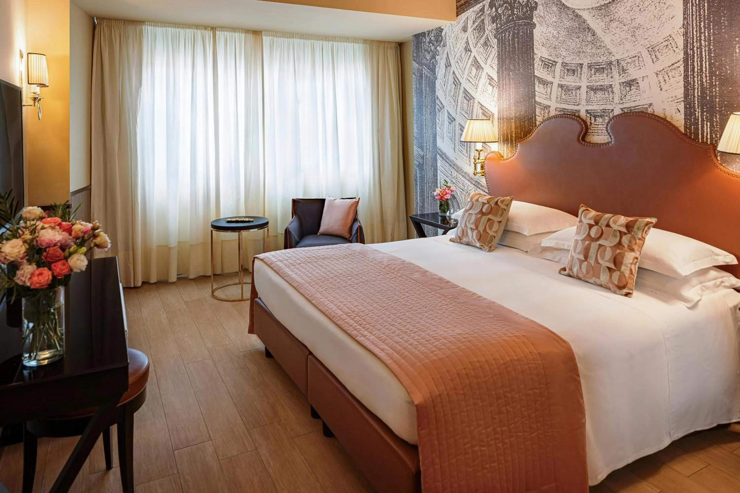 Photo of the whole room, Bed in Starhotels Michelangelo Rome