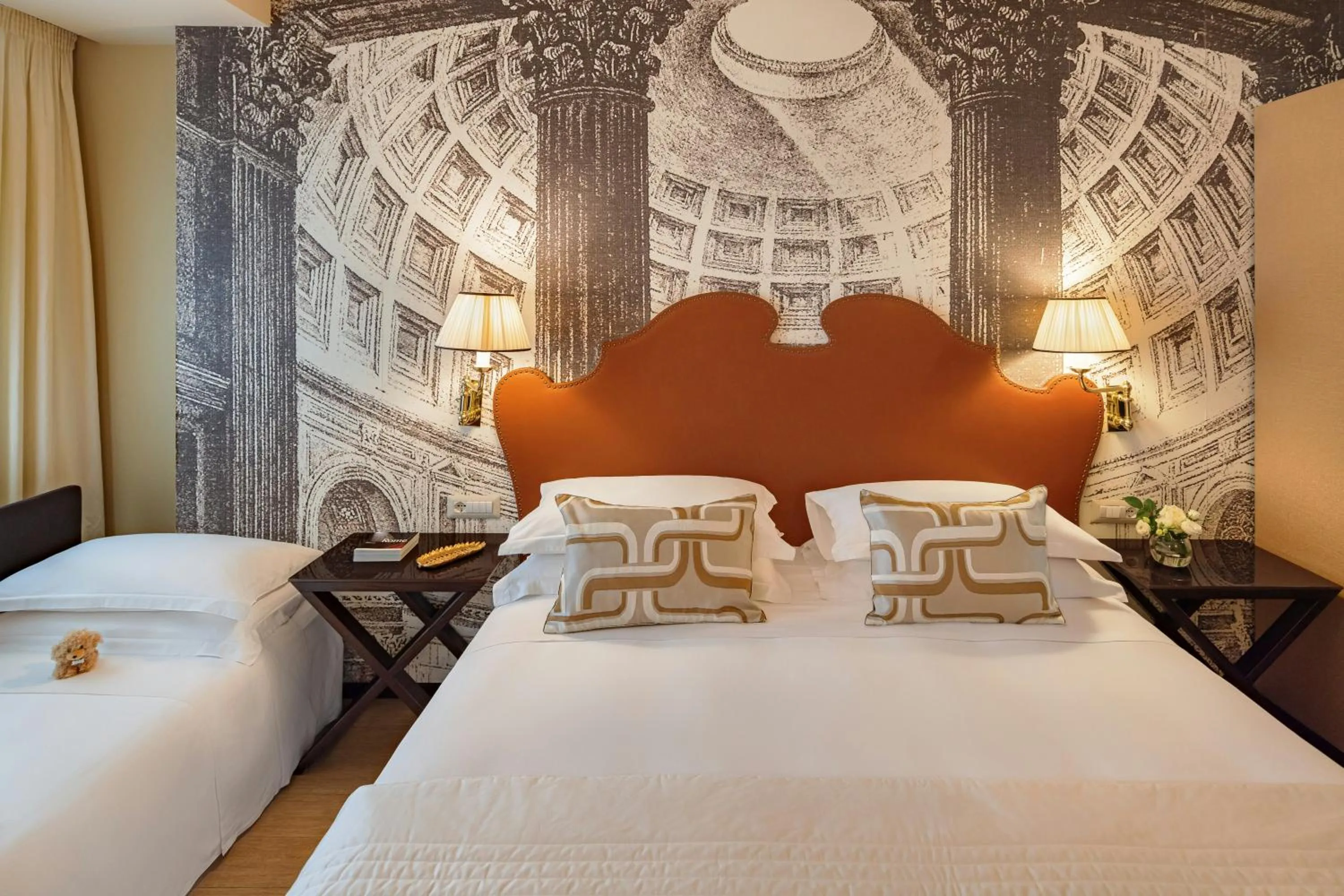 Photo of the whole room, Bed in Starhotels Michelangelo Rome