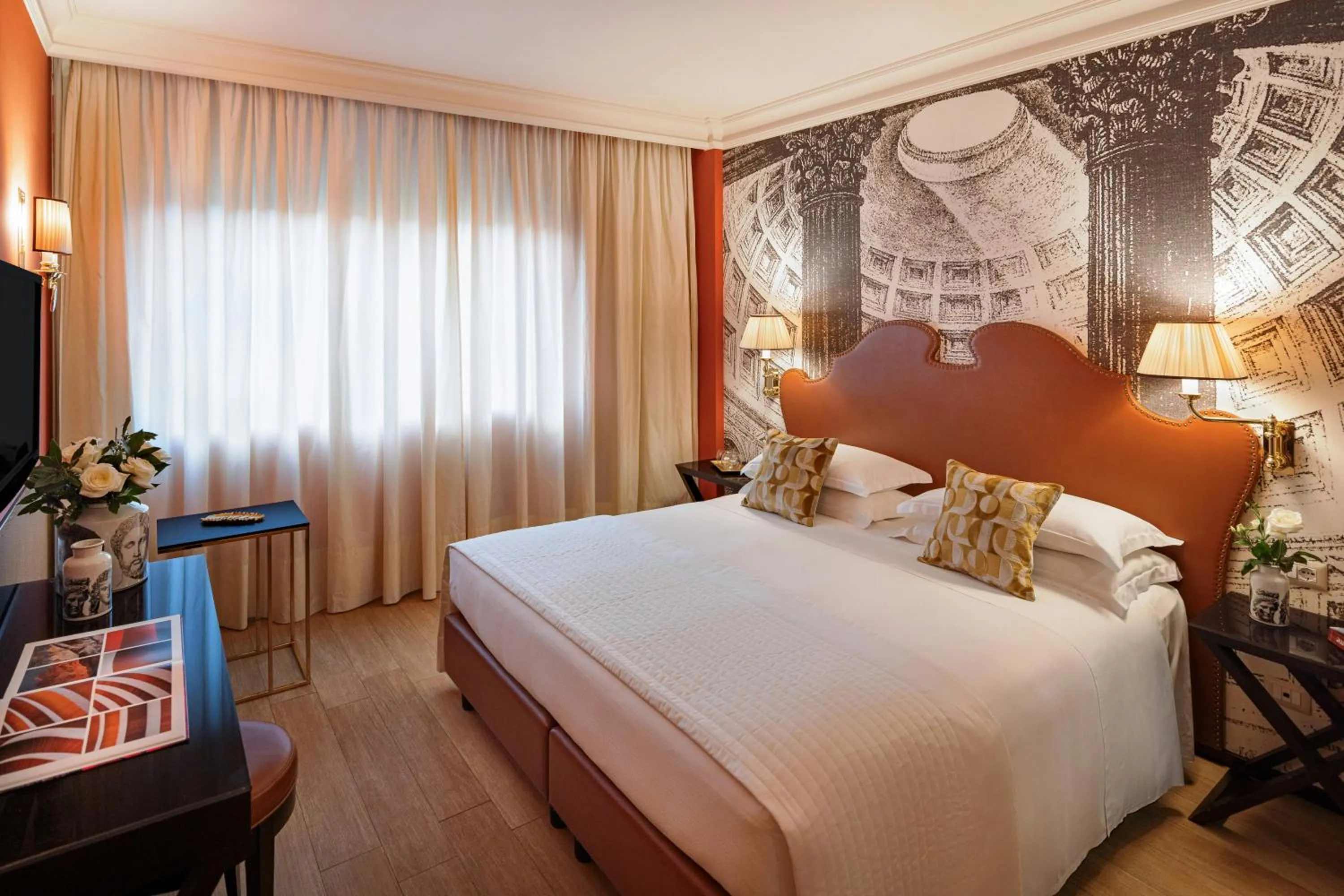 Photo of the whole room, Bed in Starhotels Michelangelo Rome