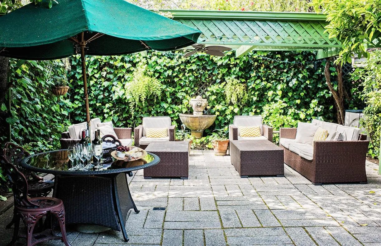 1801 First Luxury Inn