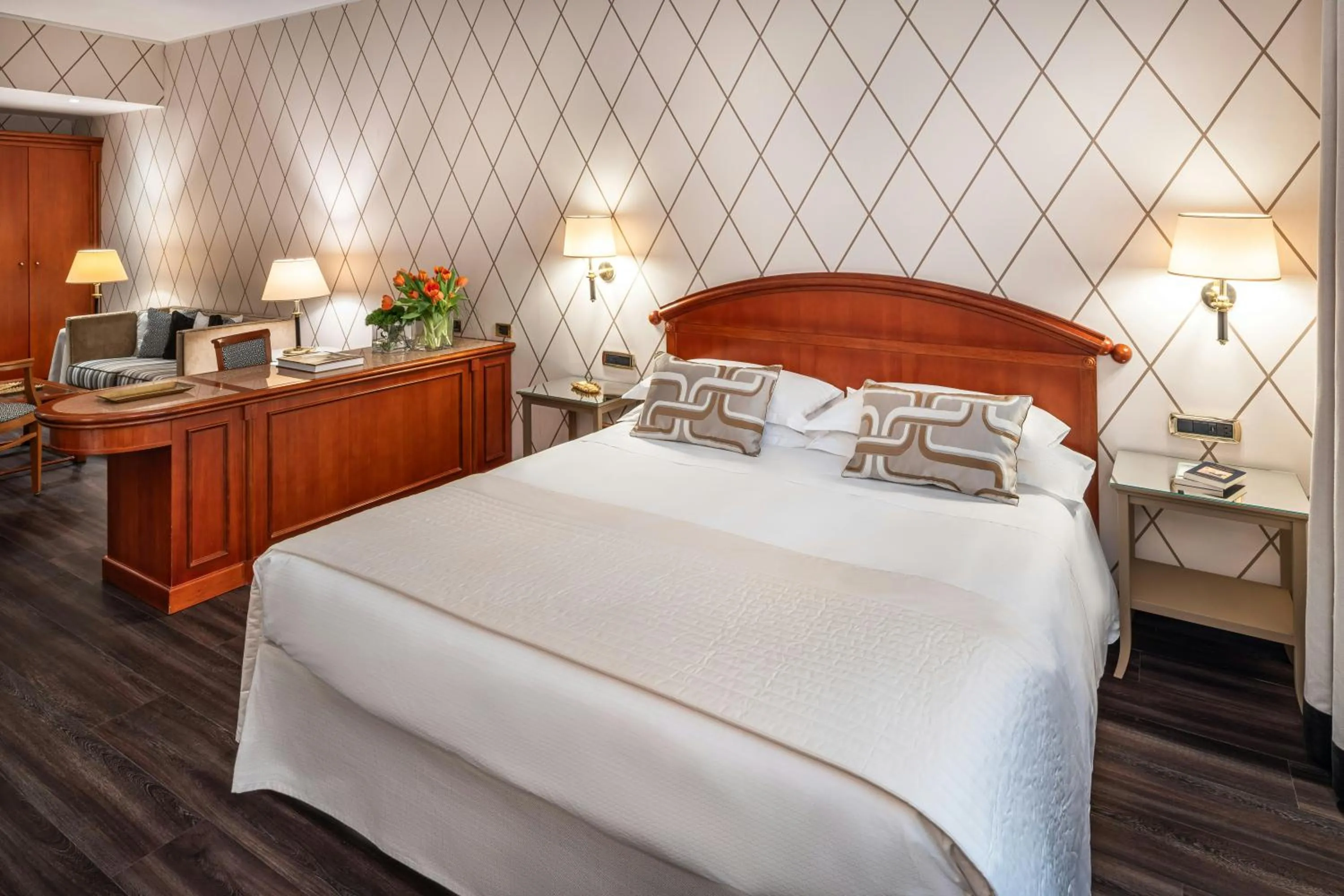 Photo of the whole room, Bed in Starhotels Majestic