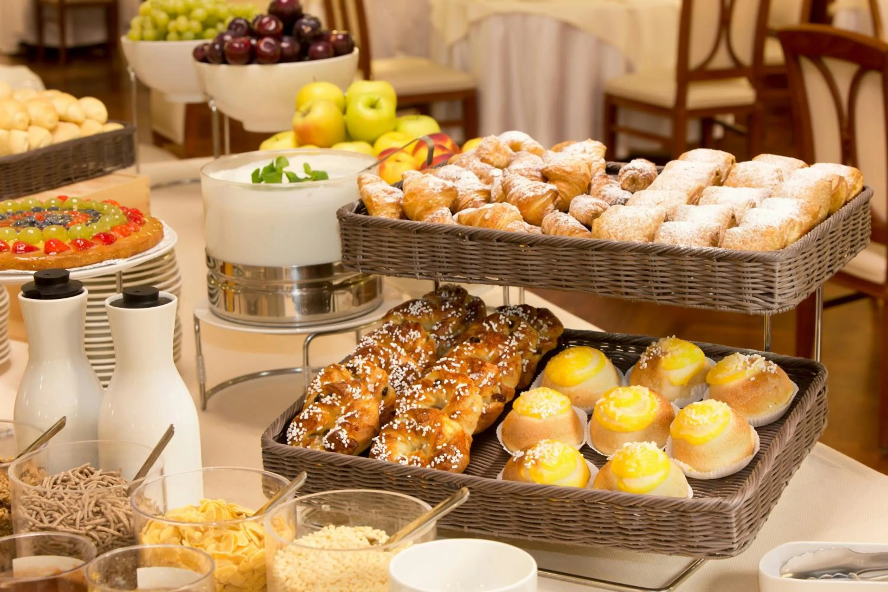 Breakfast in Starhotels Majestic