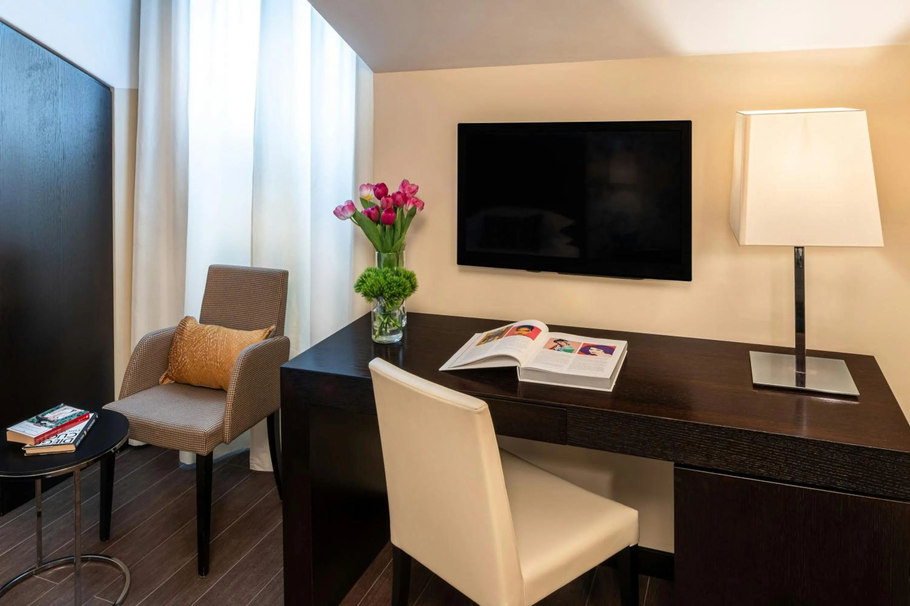 Bedroom in Starhotels Majestic