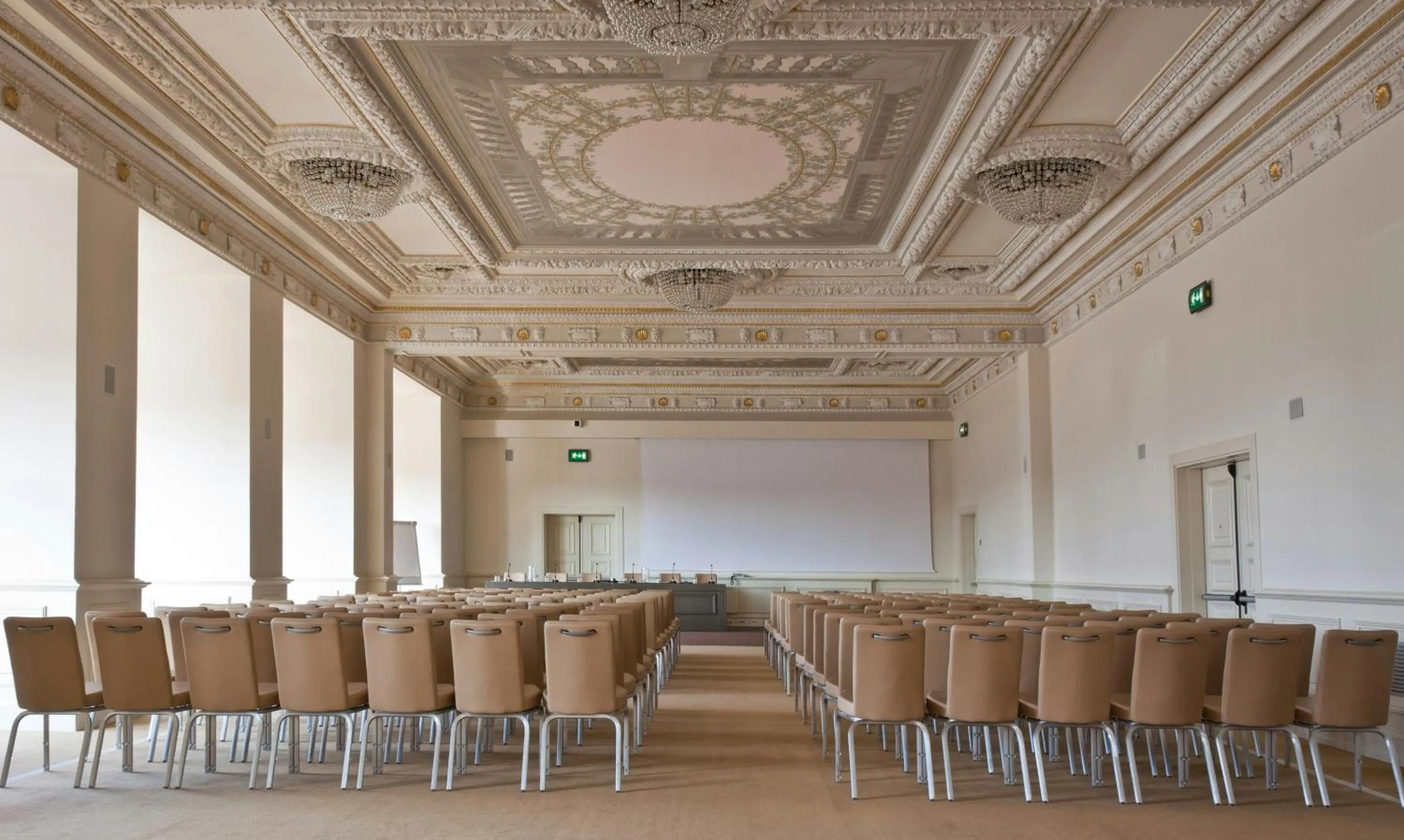 Meeting/conference room in Savoia Excelsior Palace Trieste - Starhotels Collezione