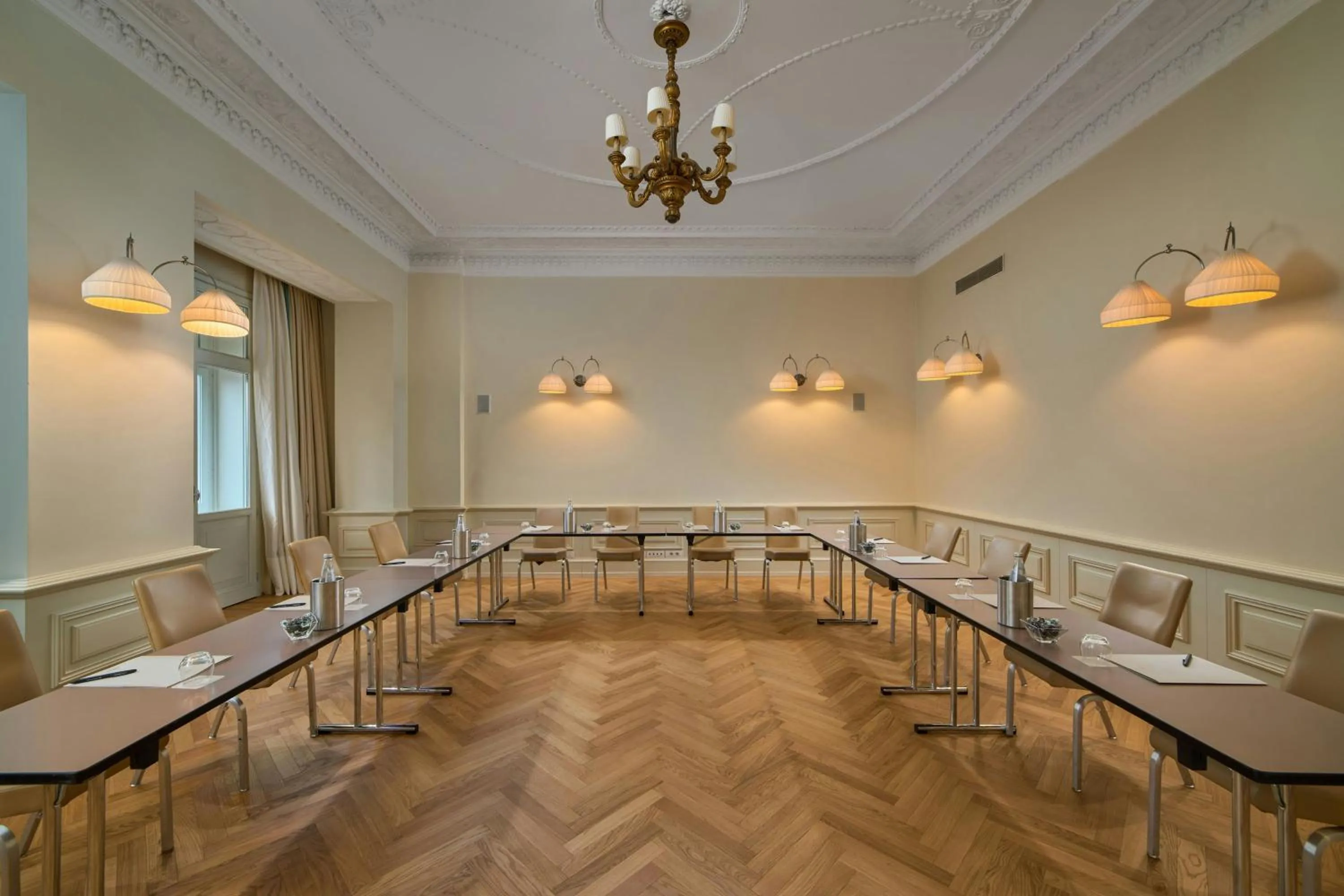 Meeting/conference room in Savoia Excelsior Palace Trieste - Starhotels Collezione