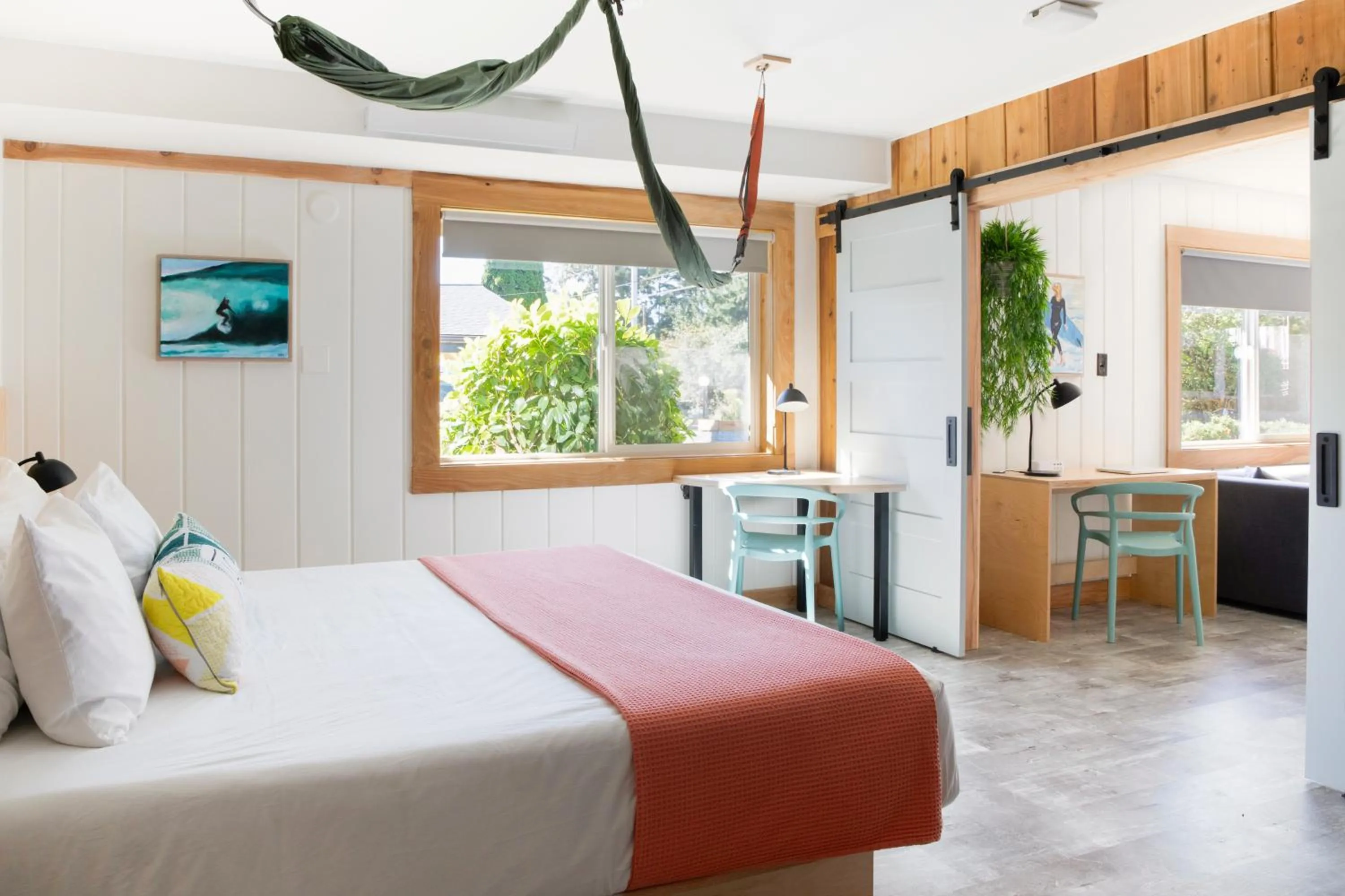 Bedroom, Bed in LOGE Westport