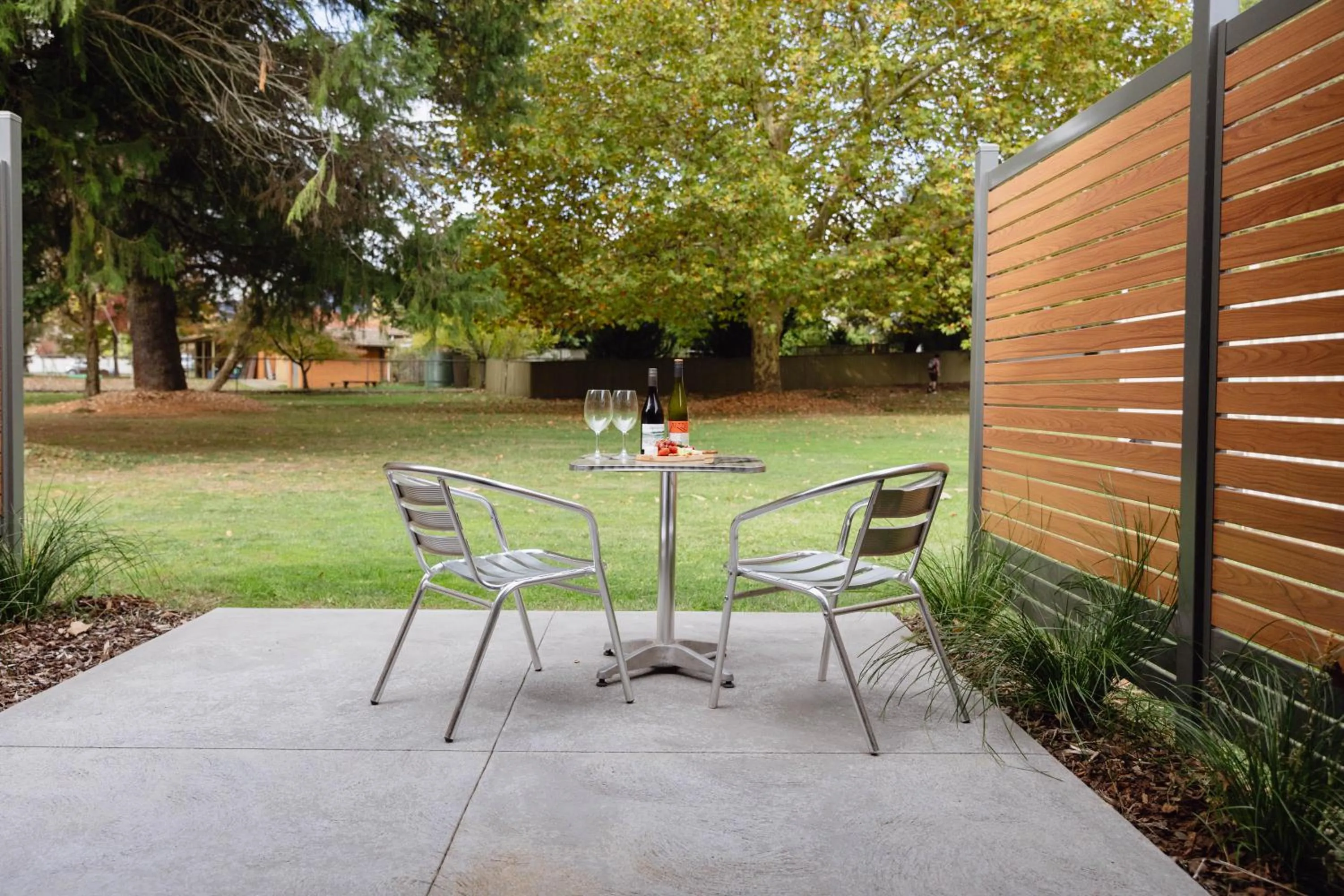 Patio in The Bright Motor Inn