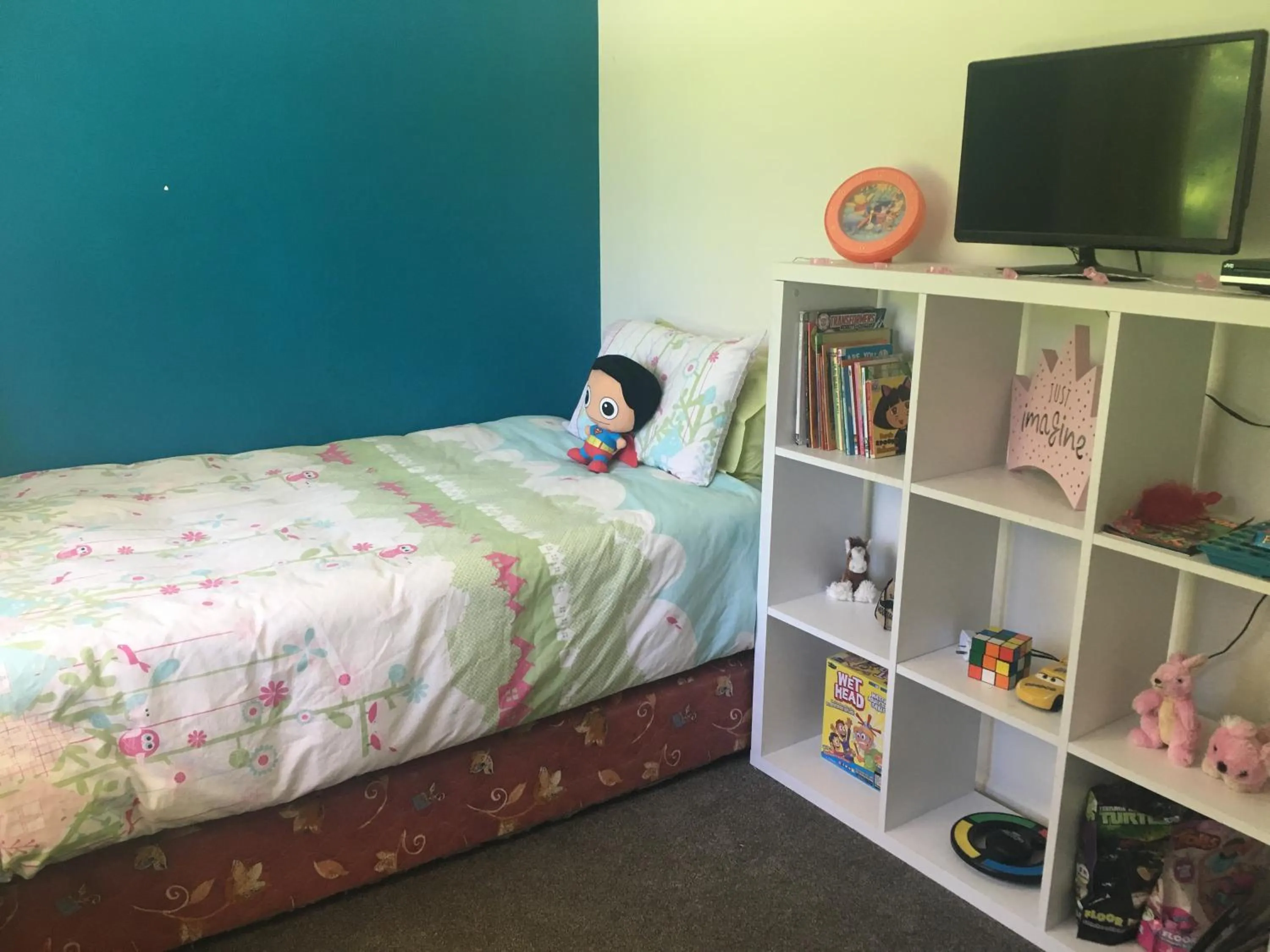 children, Bed in Waiheke Island Motel