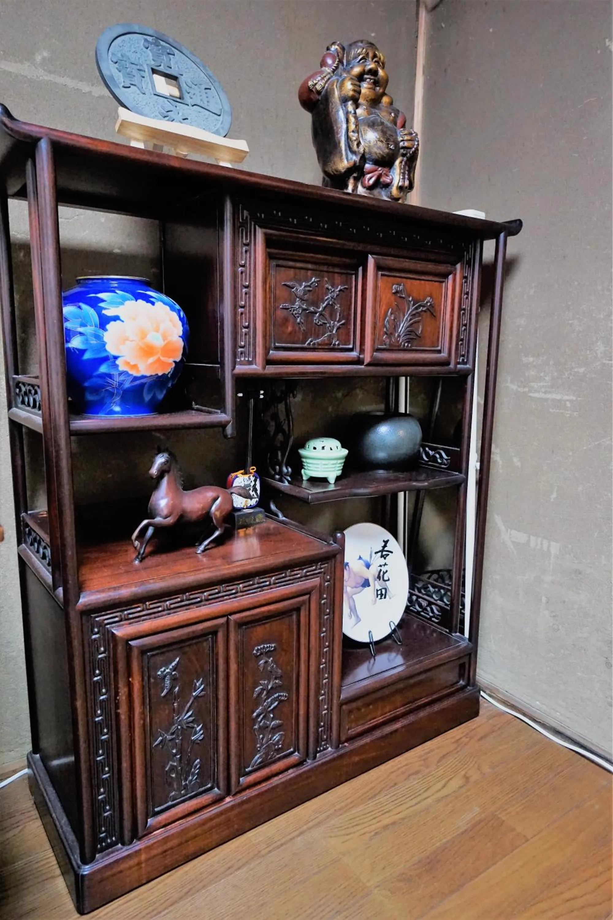 Communal lounge/ TV room in Villa Kyoto Saiin