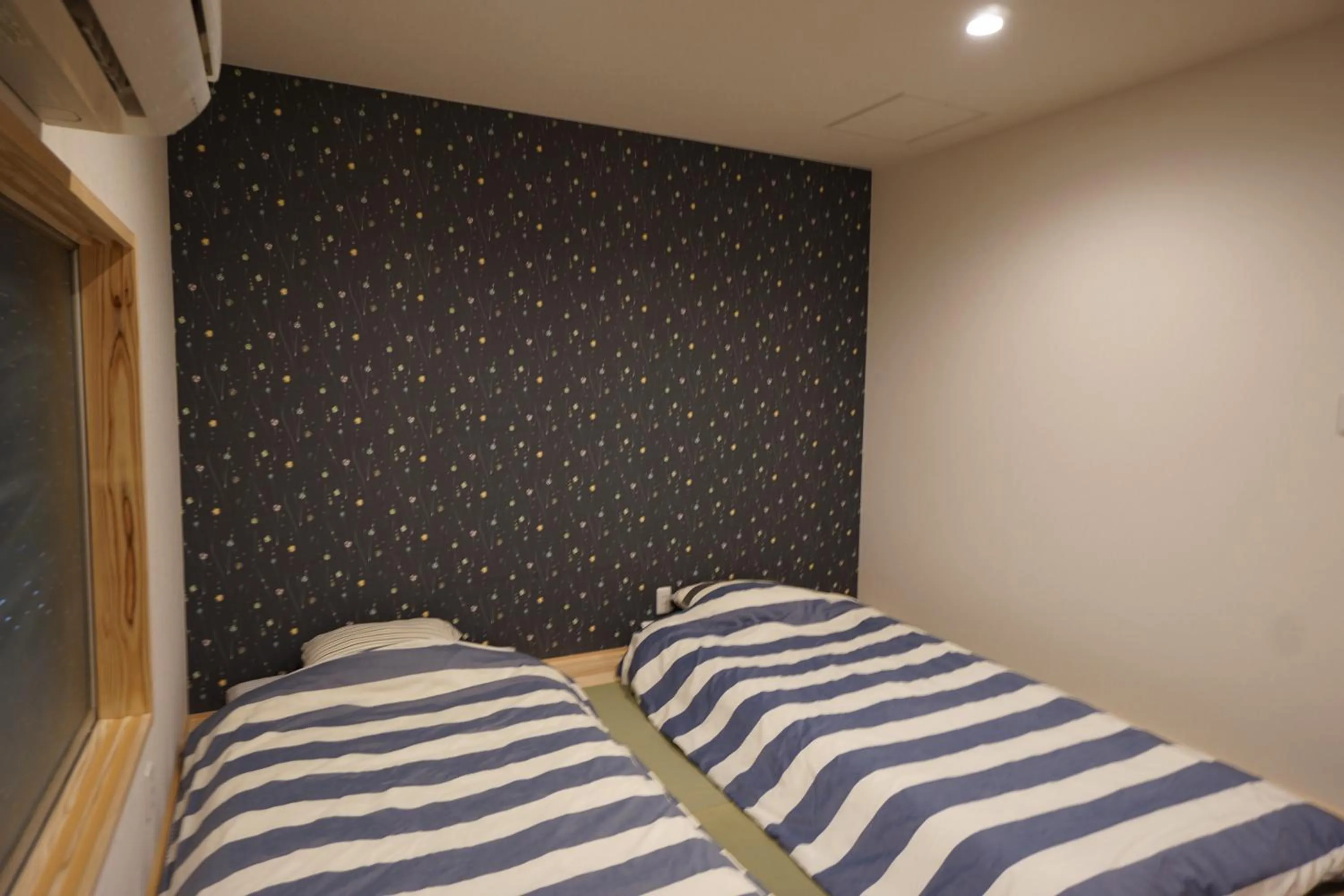 Photo of the whole room, Bed in Villa Kyoto Saiin