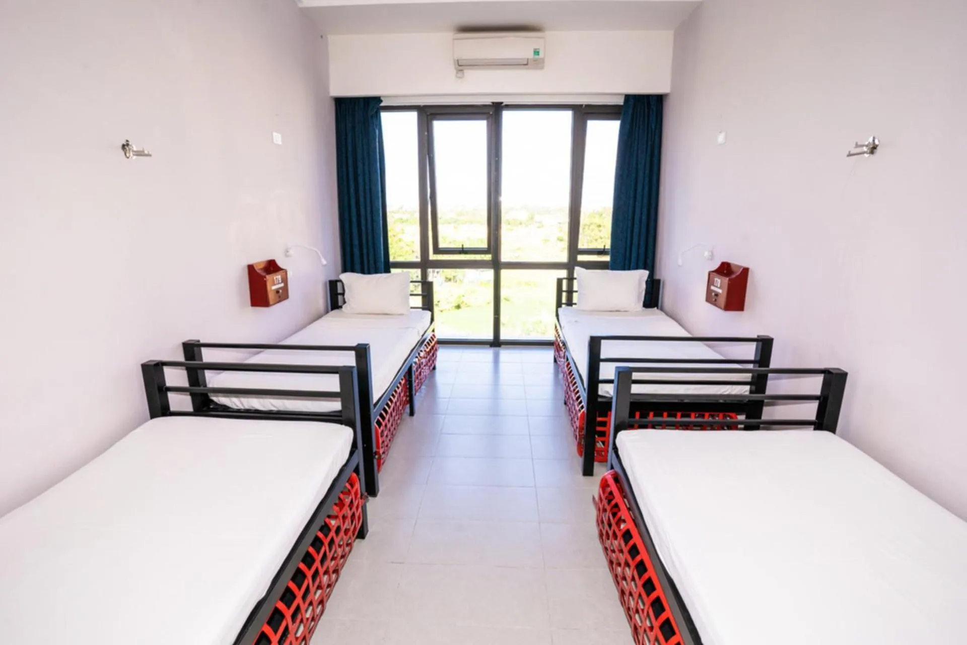 Bedroom, Bed in Mad Monkey Hoi An