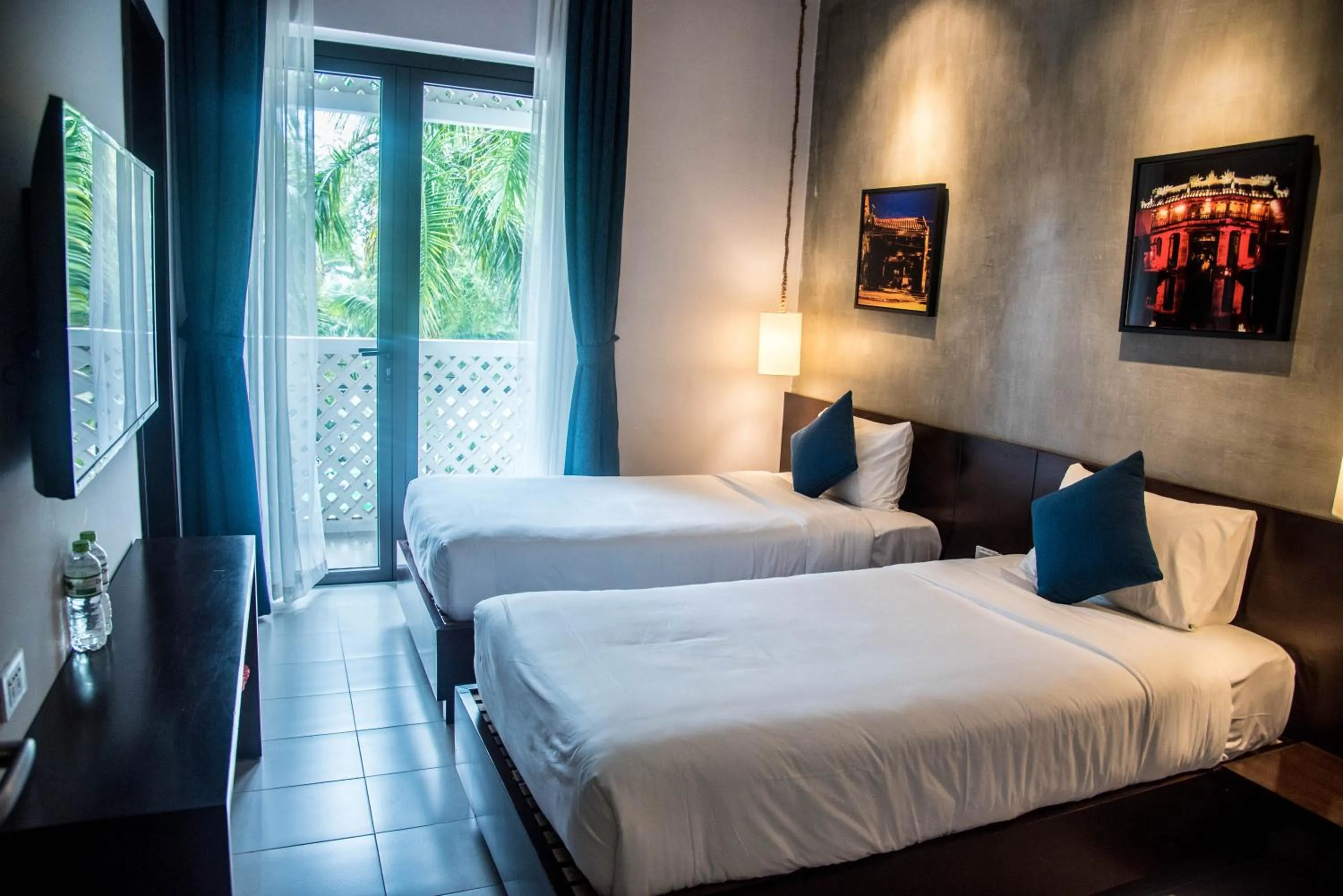 Bed in Mad Monkey Hoi An