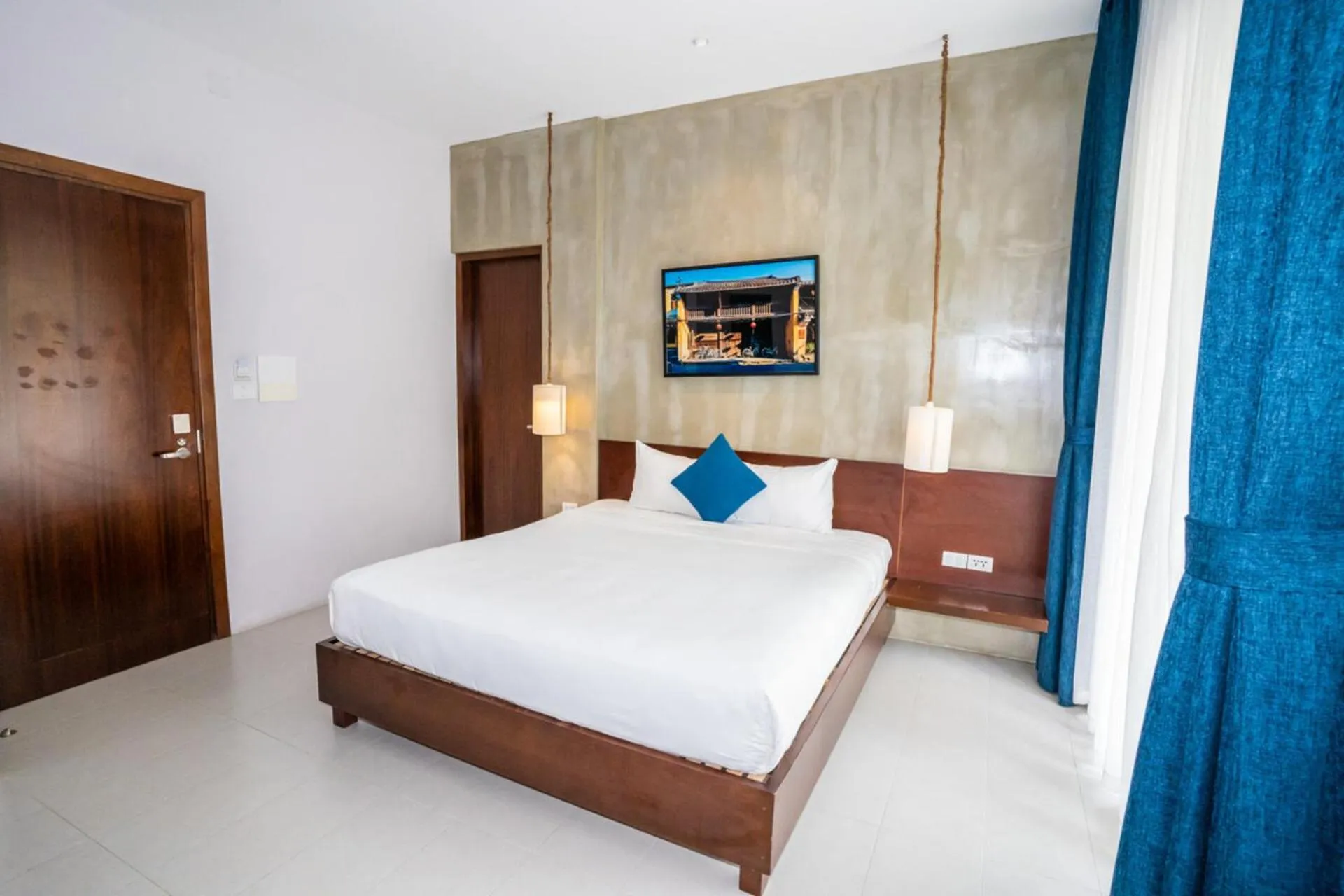 Bed in Mad Monkey Hoi An