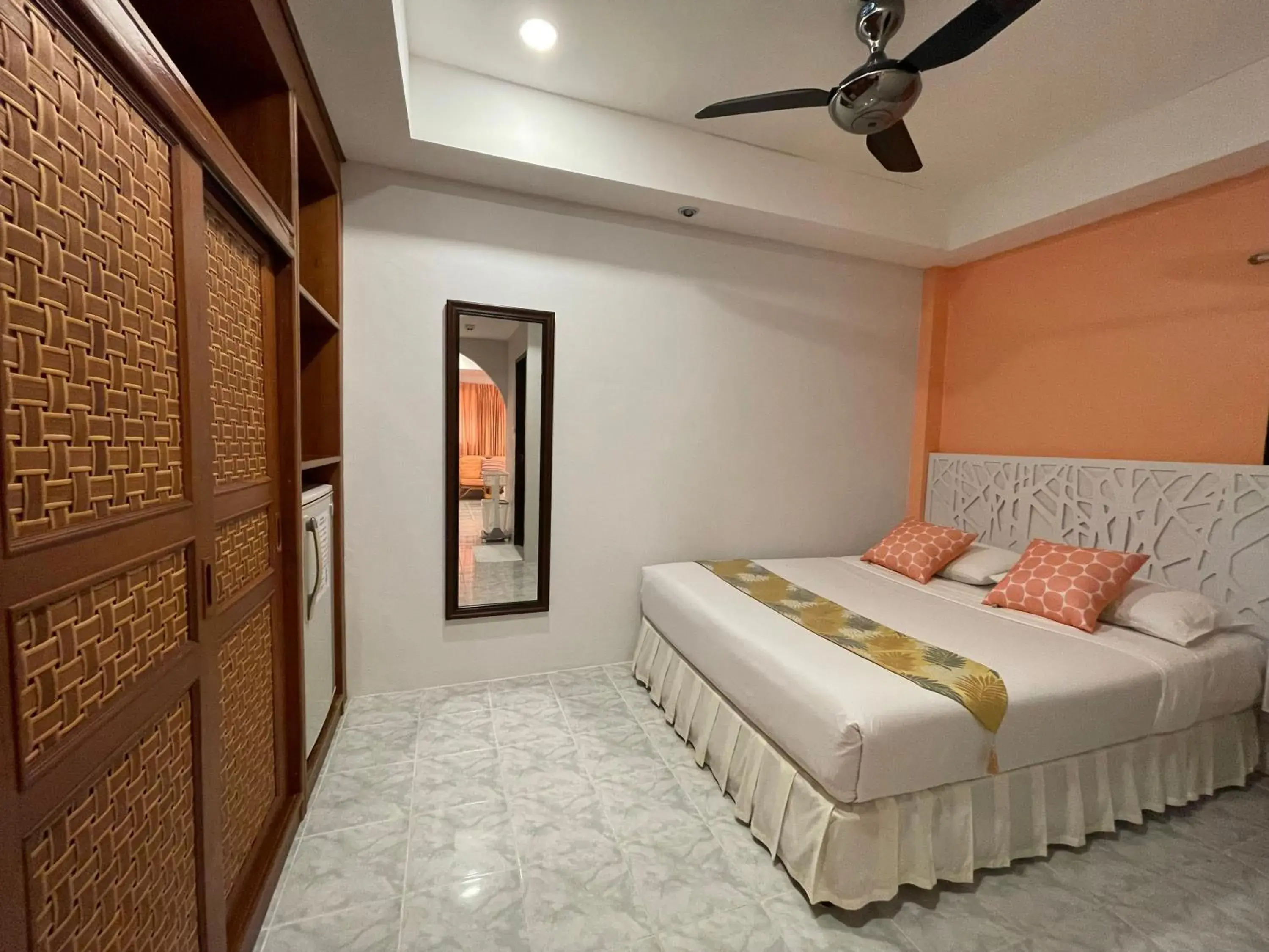 Deluxe Family Suite in Summer Breeze Hotel Deluxe Family Suite in Summer Breeze Hotel