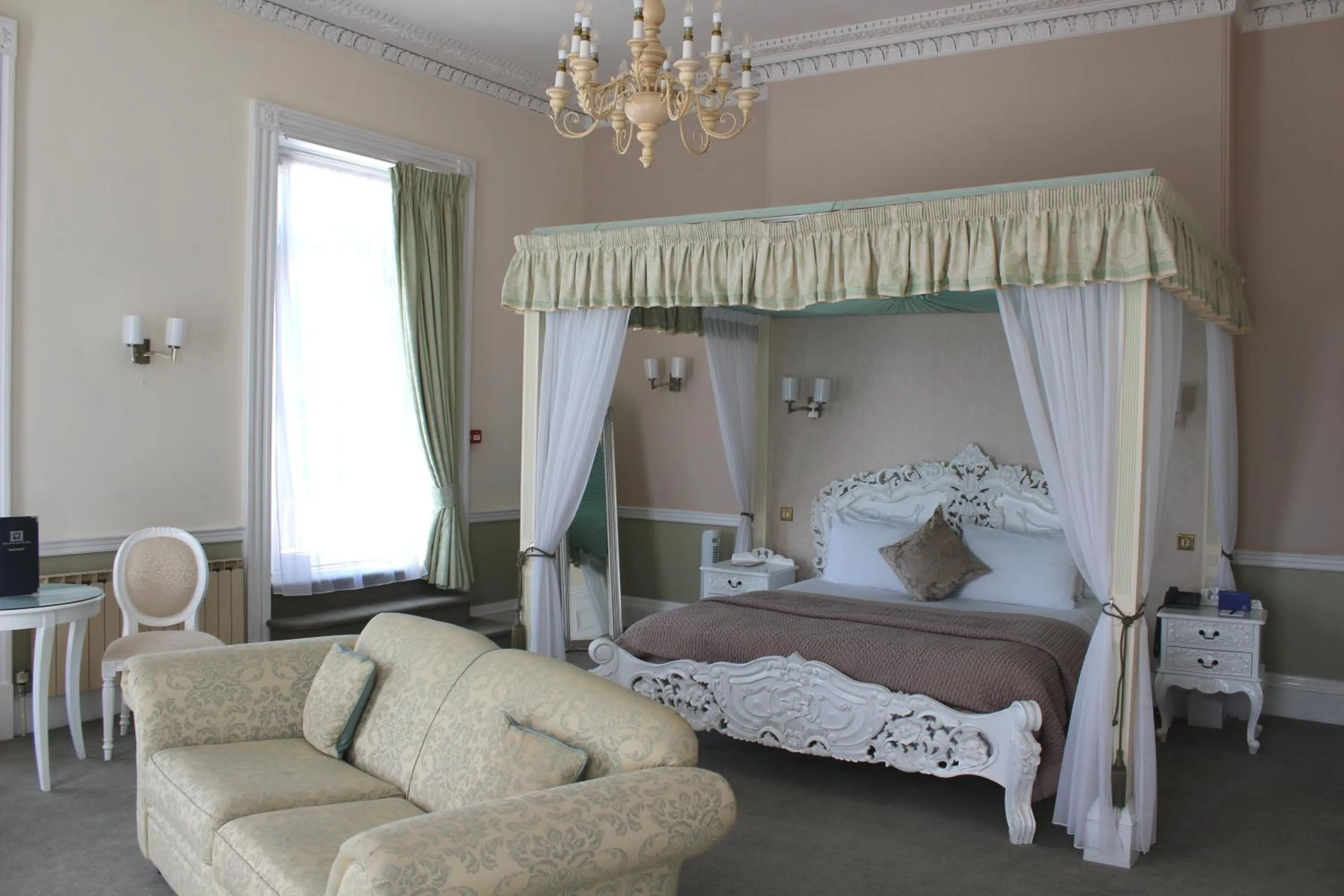 Other, Bed in Manor Of Groves Hotel, Golf & Health Club