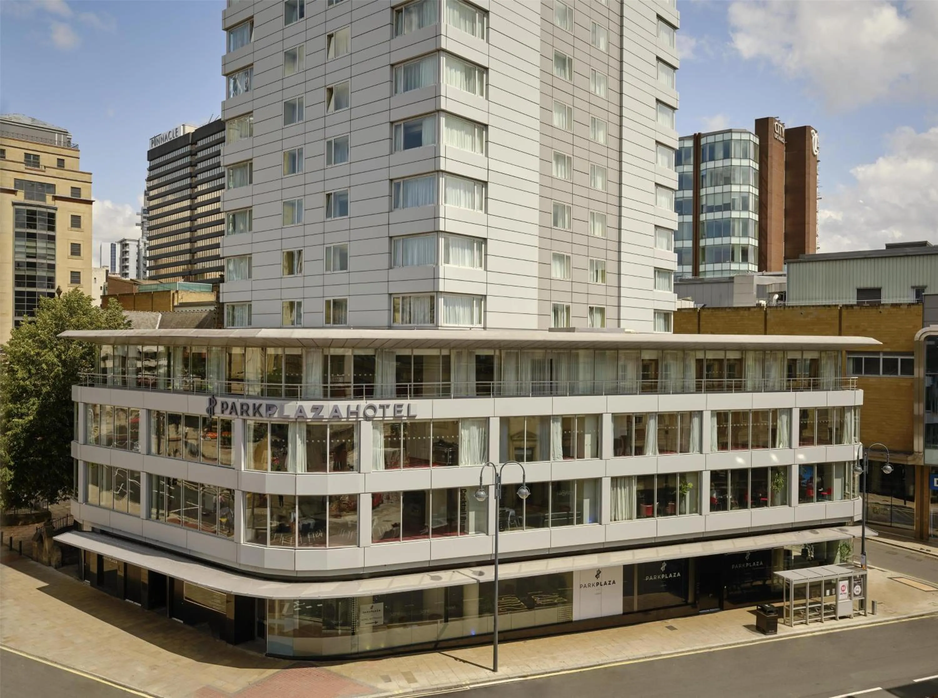 Property building in Park Plaza Leeds