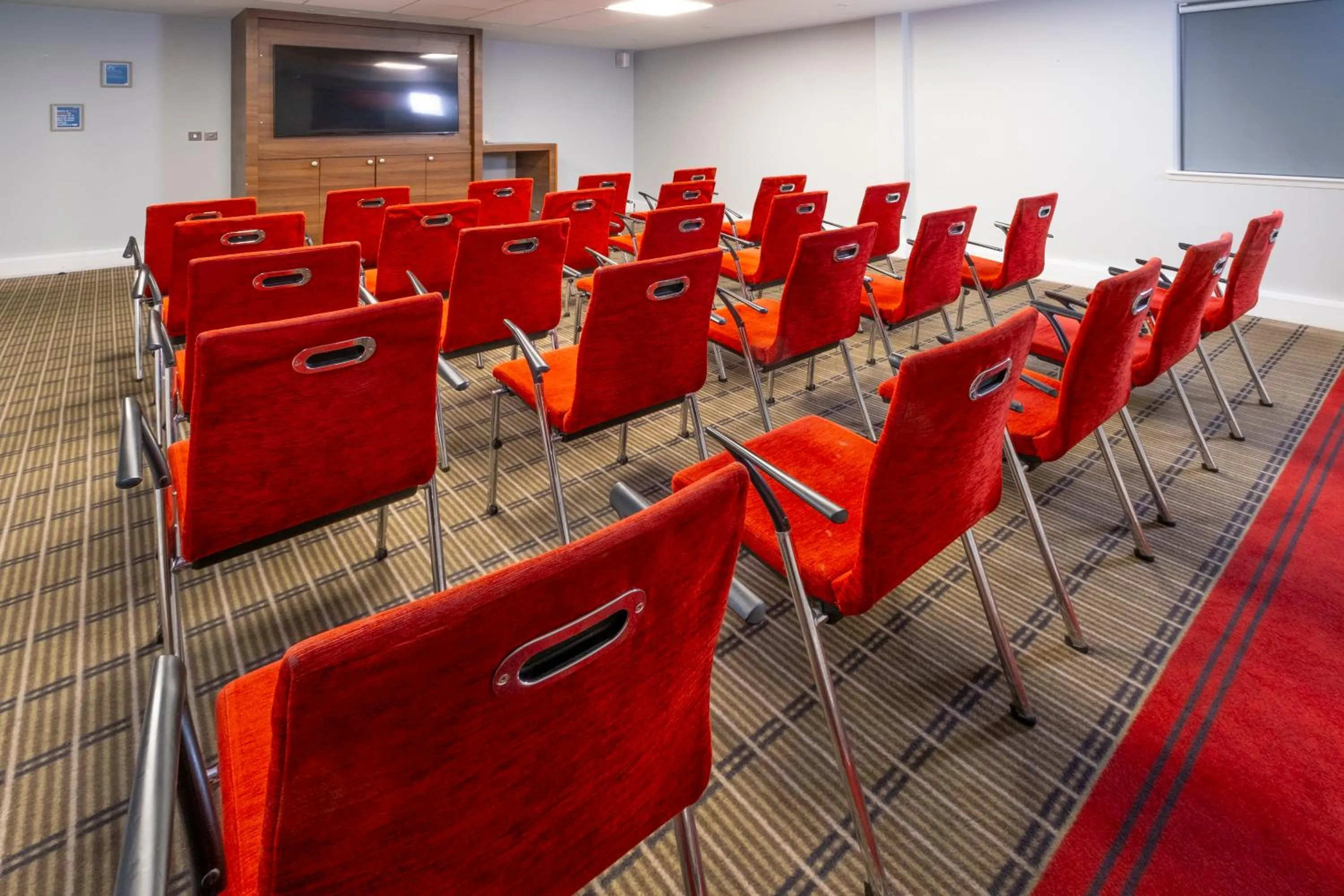 Meeting/conference room in Holiday Inn Express Birmingham Oldbury by IHG