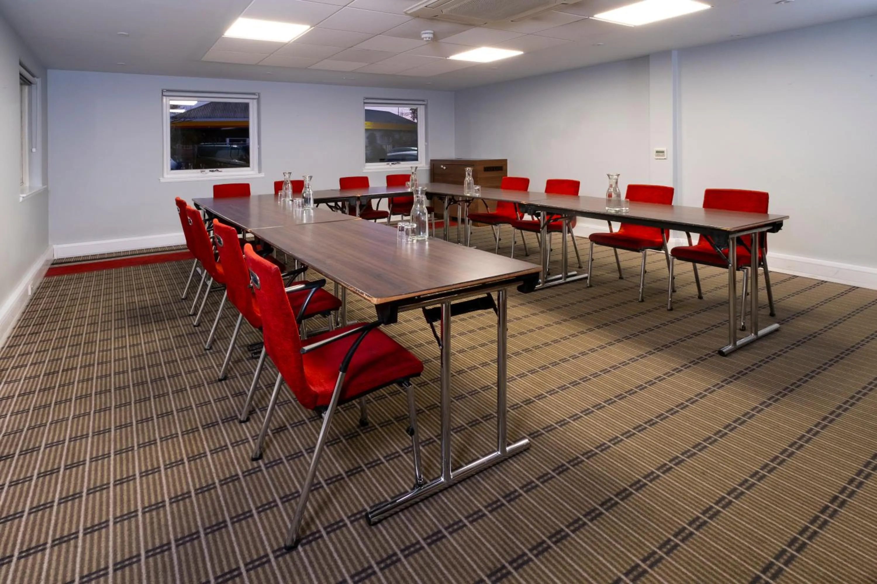 Meeting/conference room in Holiday Inn Express Birmingham Oldbury by IHG