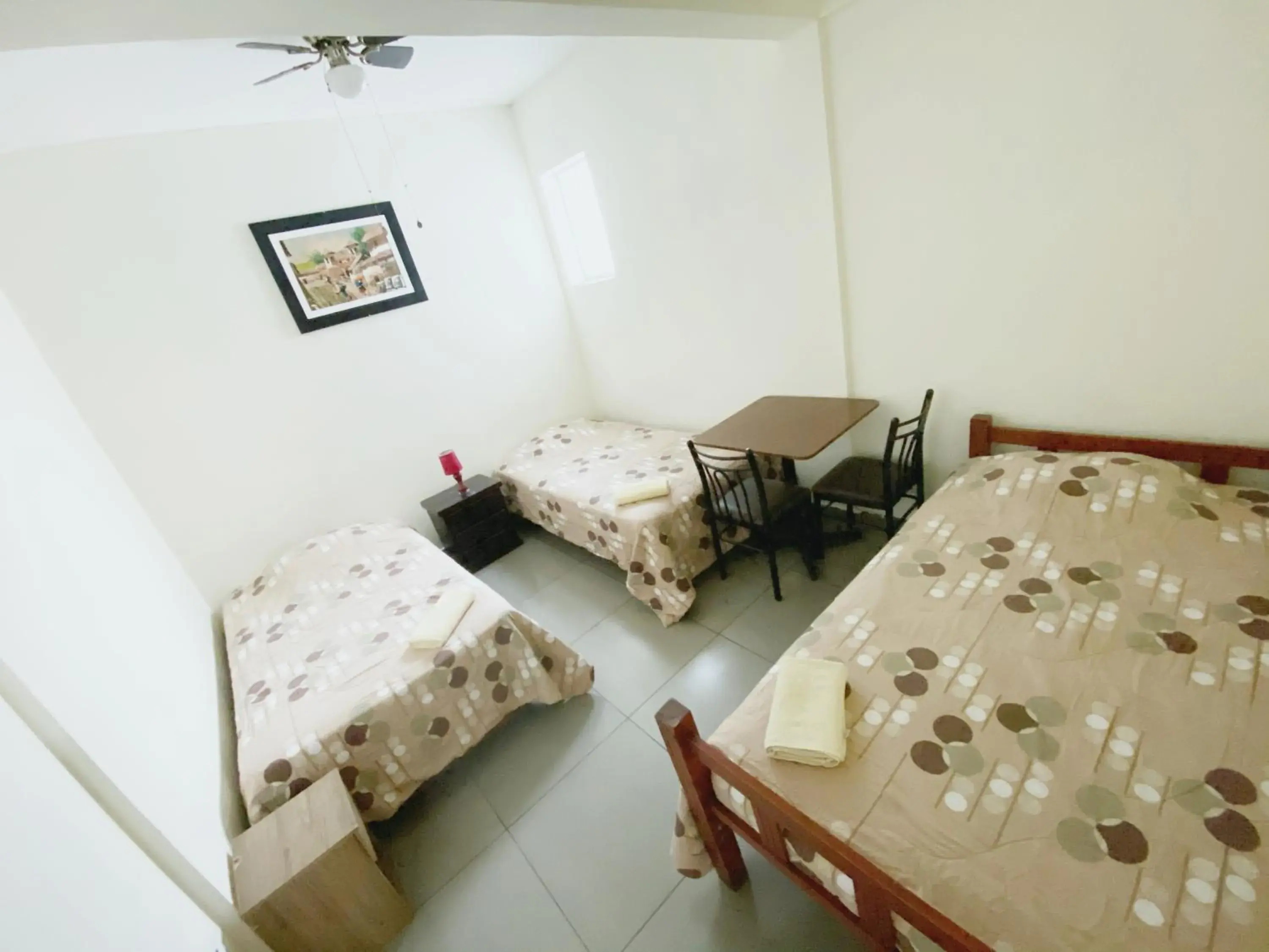 Triple Room with Shared Bathroom in Lima House Hostel Triple Room with Shared Bathroom in Lima House Hostel