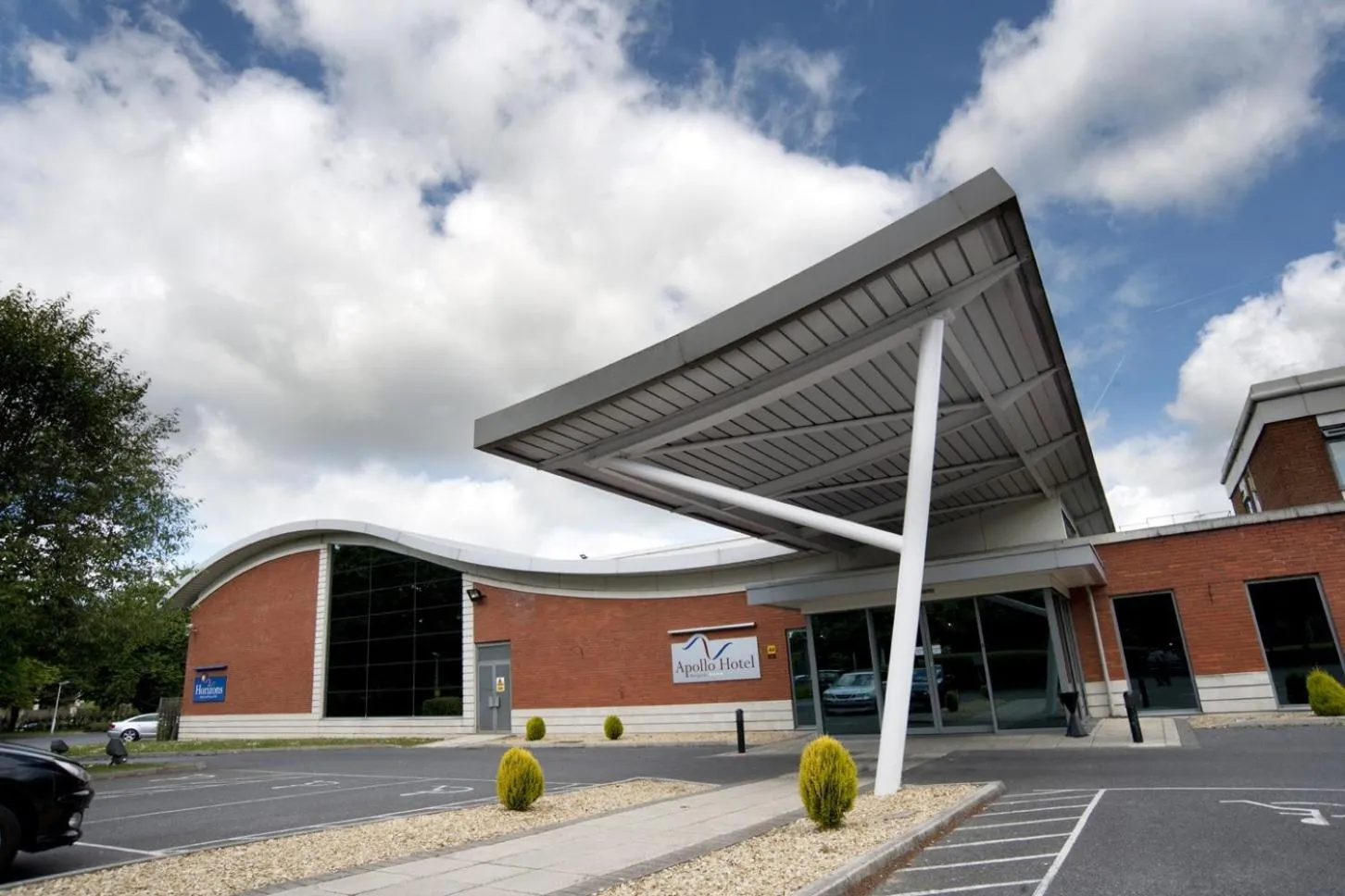 Property building in Apollo Hotel