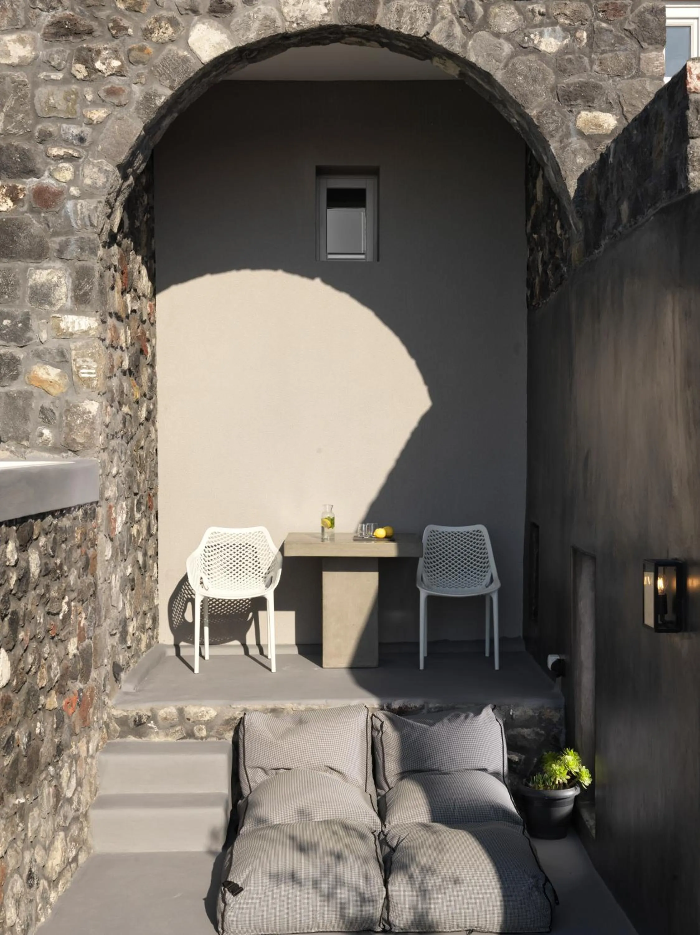 Patio in Elysian Santorini