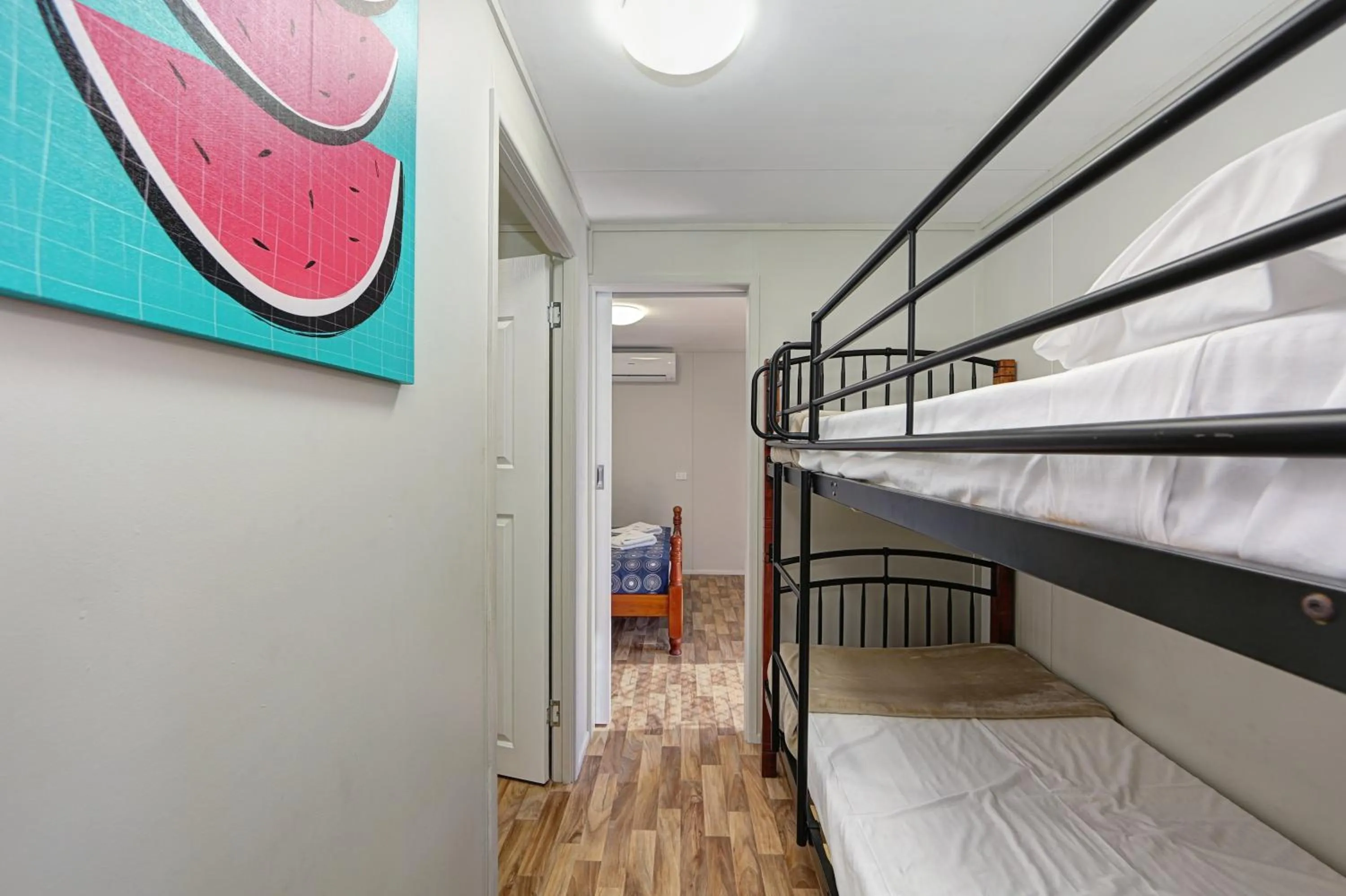 bunk bed, Bed in Alva Beach Tourist Park