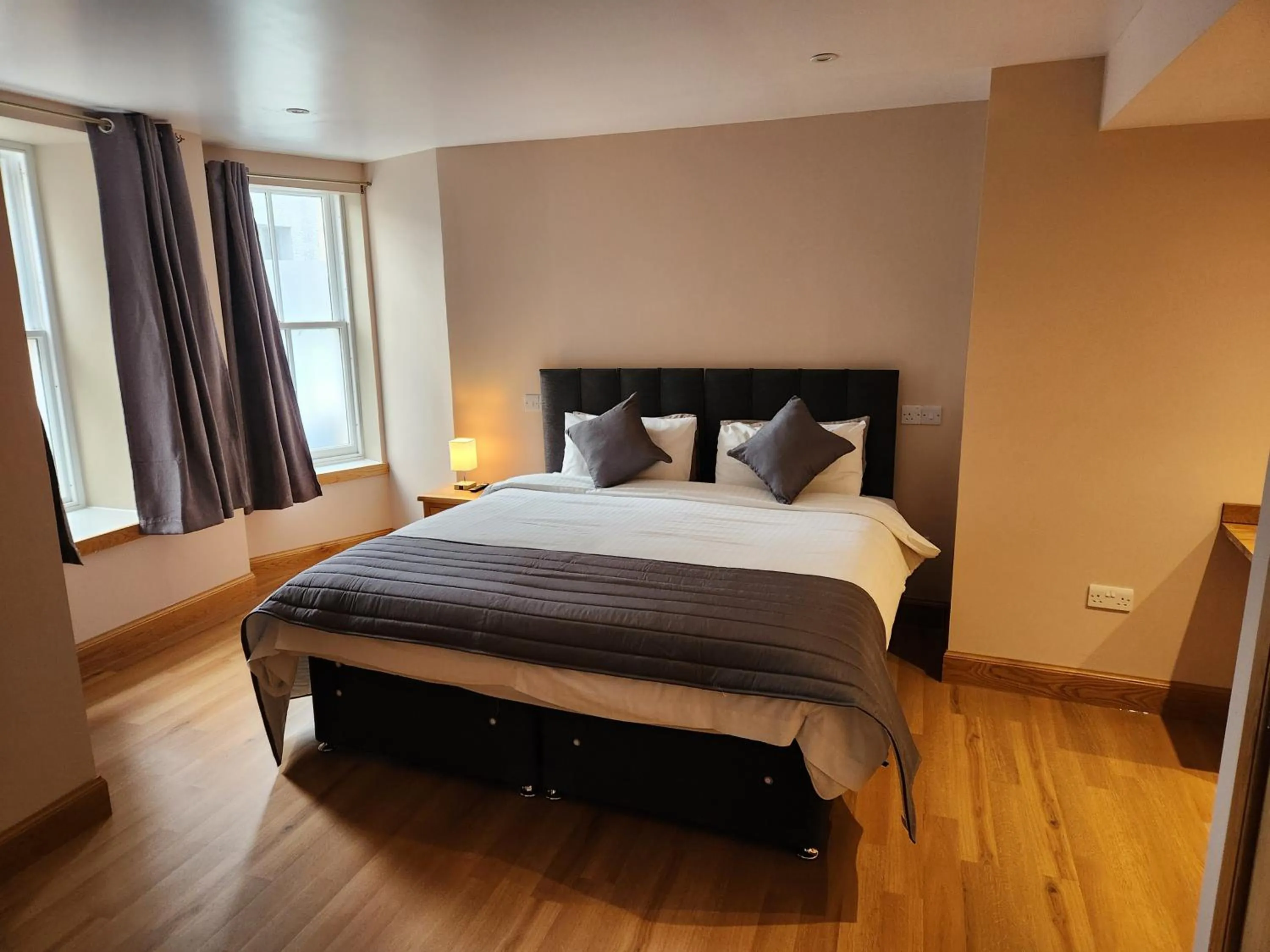 Bedroom, Bed in The Orkney Hotel