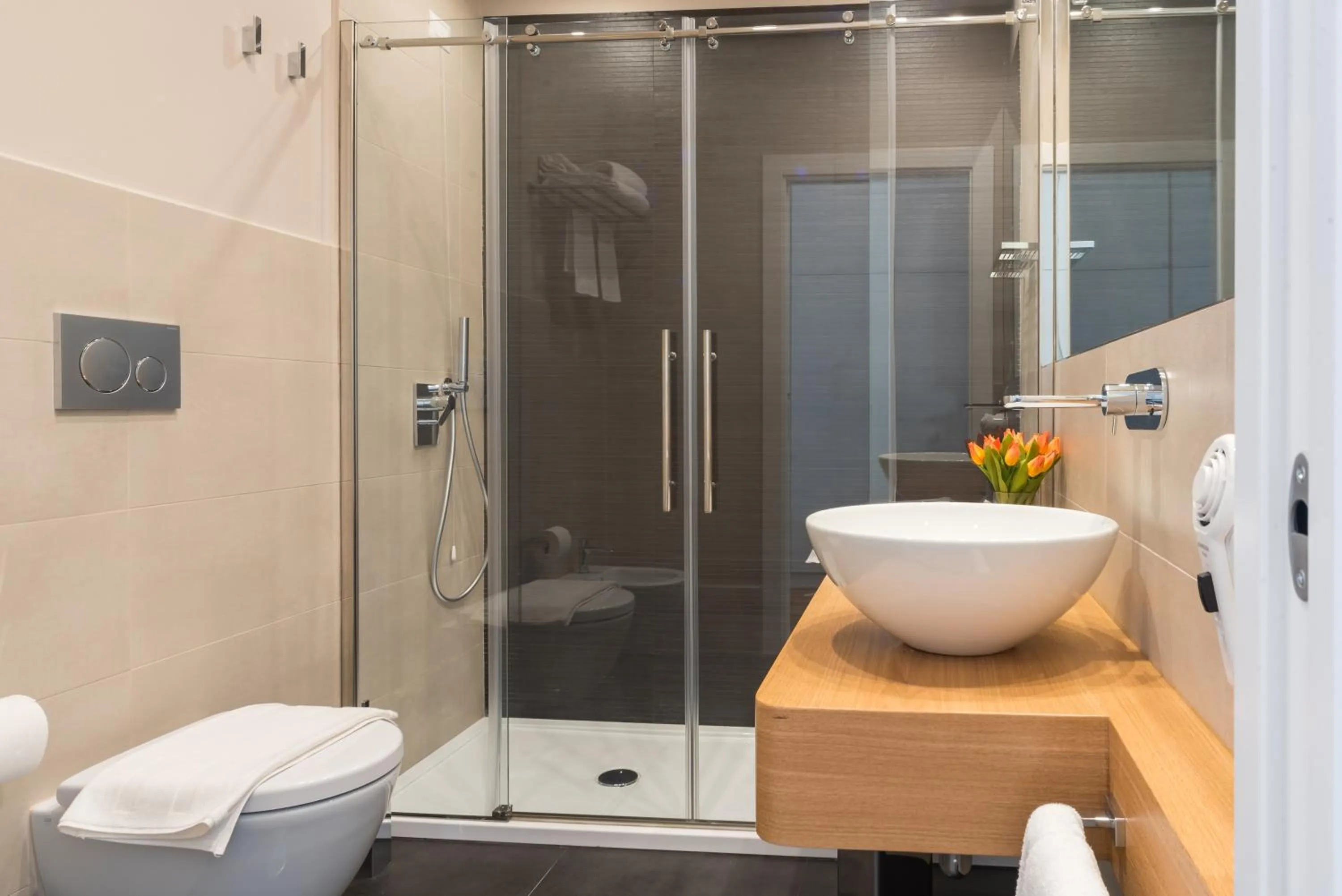 Bathroom in 900 Piazza del Popolo