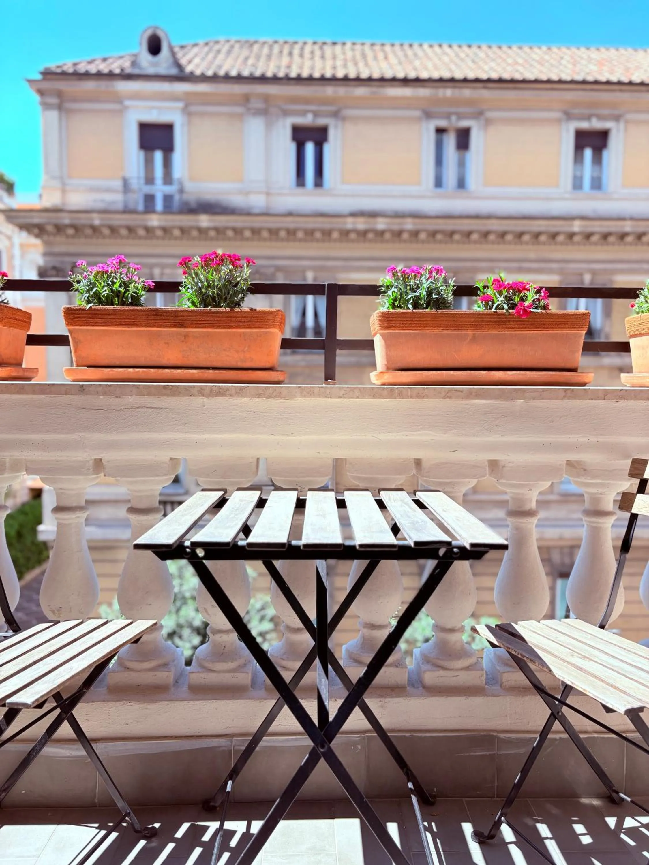 900 Piazza del Popolo