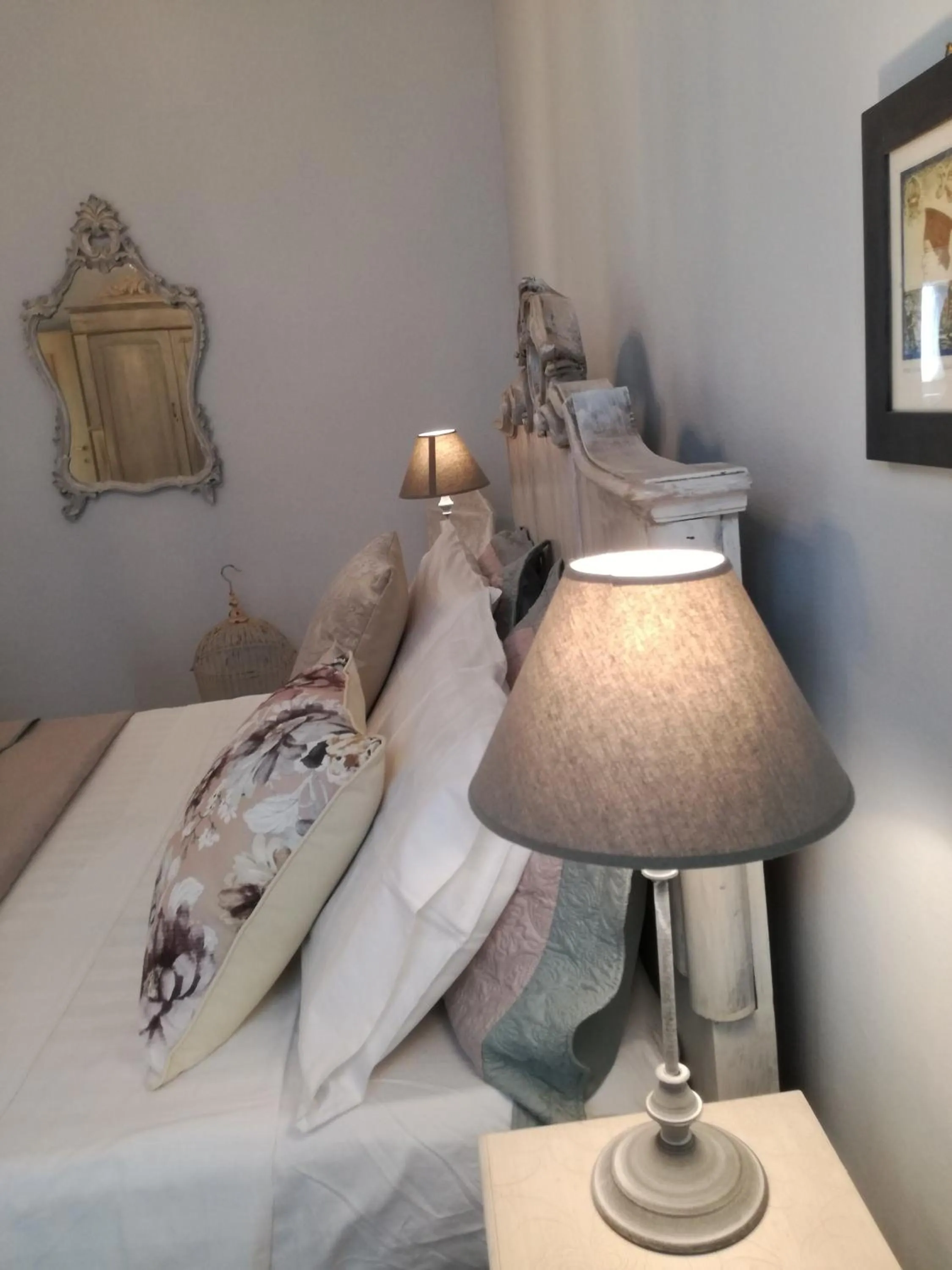 Decorative detail, Bed in Ca'Lavalle B&B