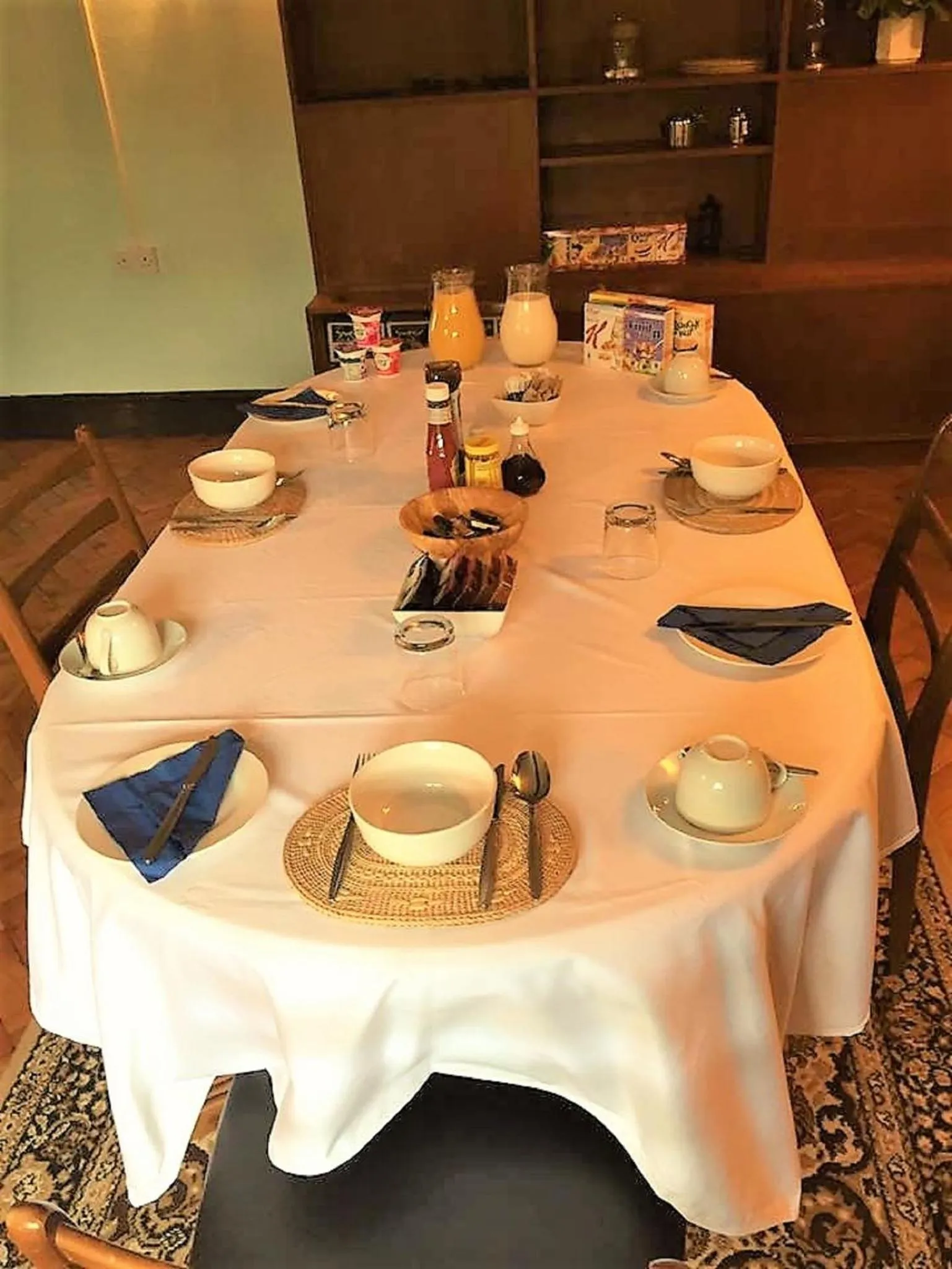 Dining area in Ty Newydd