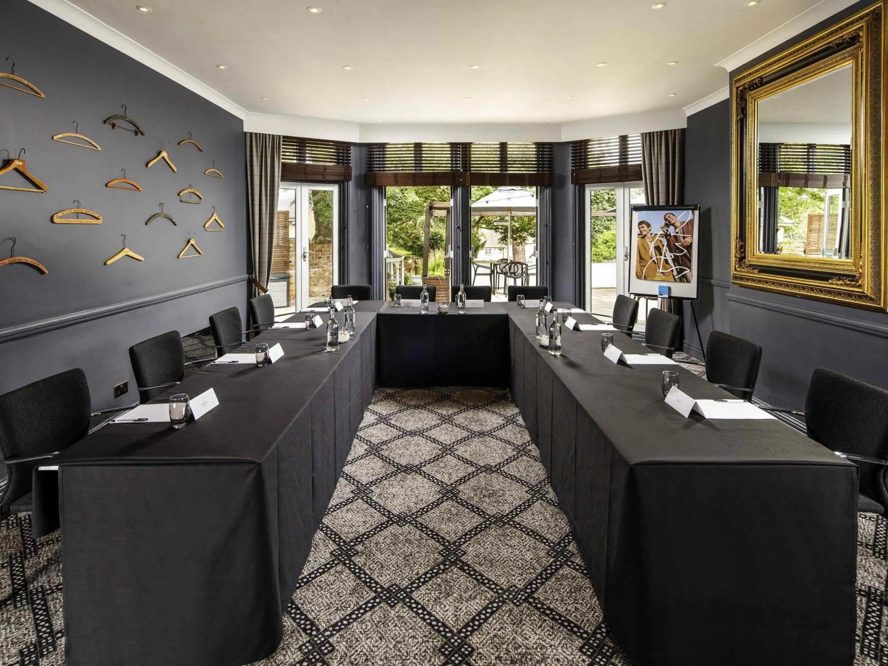 Meeting/conference room in Mercure Oxford Hawkwell House Hotel