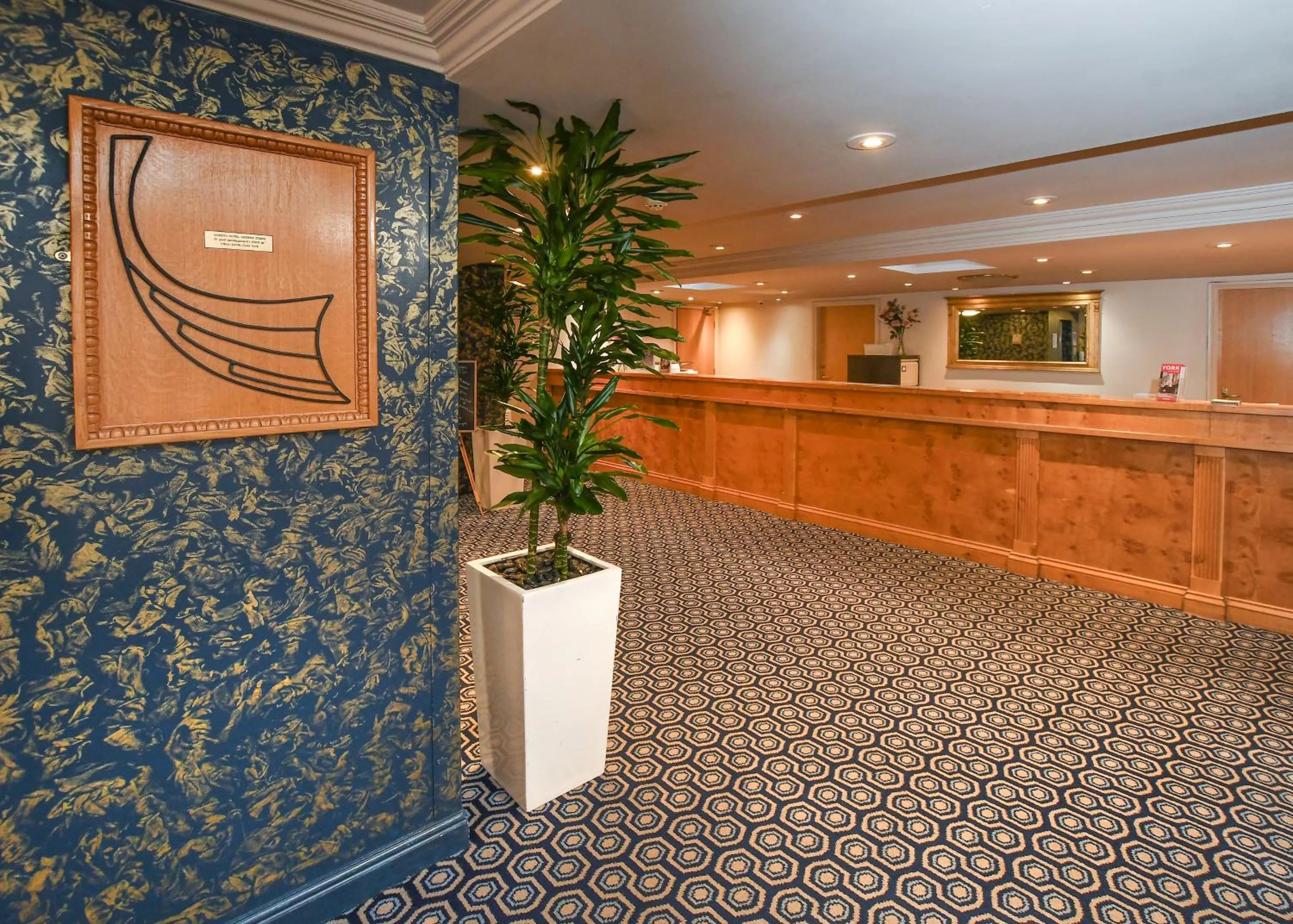Lobby or reception in The Queens Hotel & Victoria Cloisters Apartments
