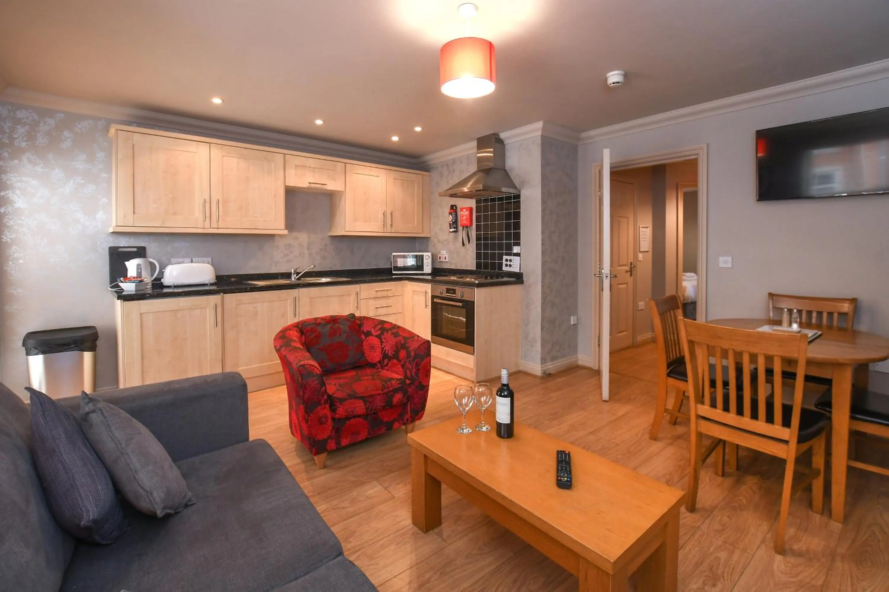 Kitchen or kitchenette in The Queens Hotel & Victoria Cloisters Apartments