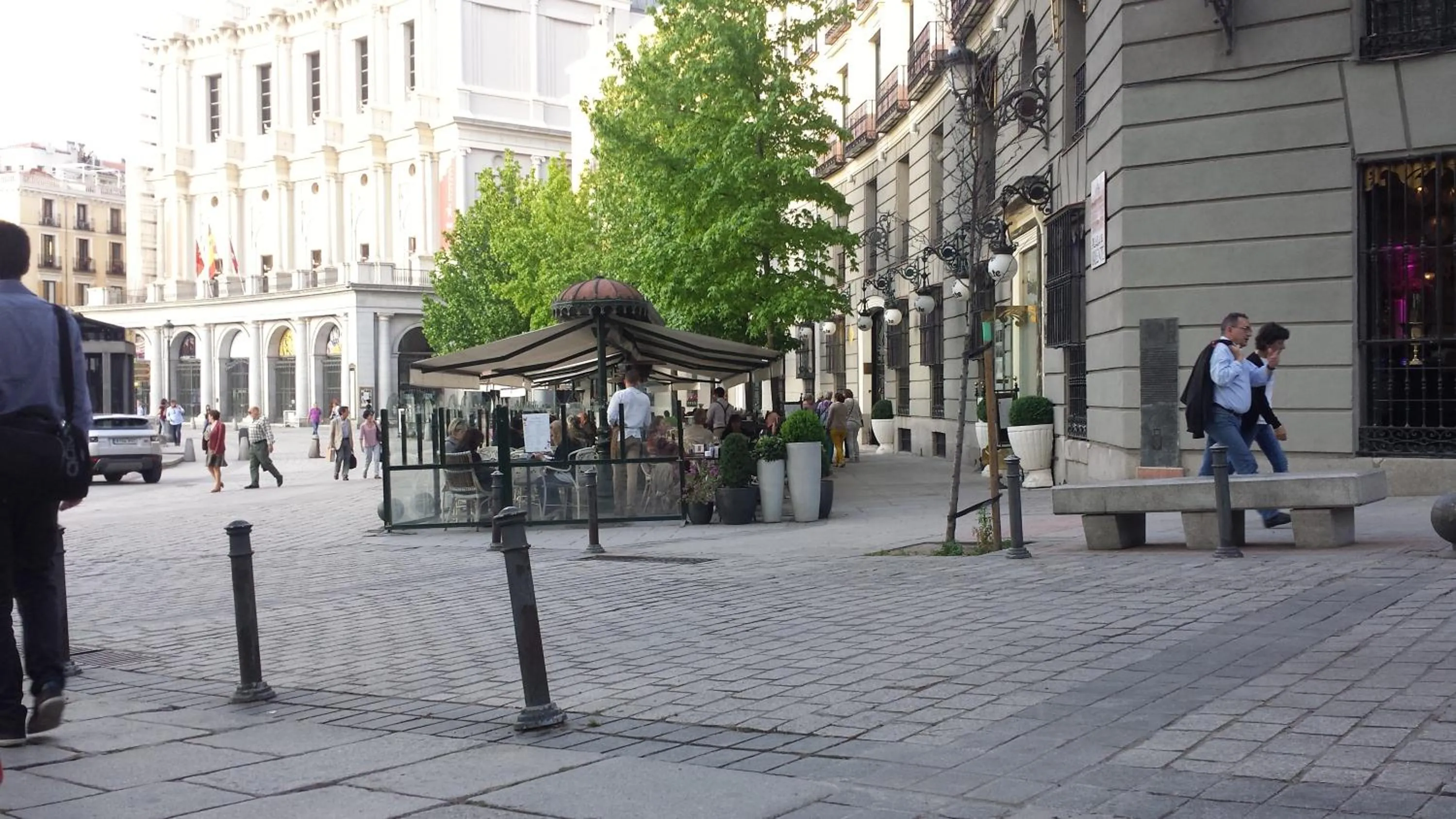 Off site in Oriente Palace Apartments