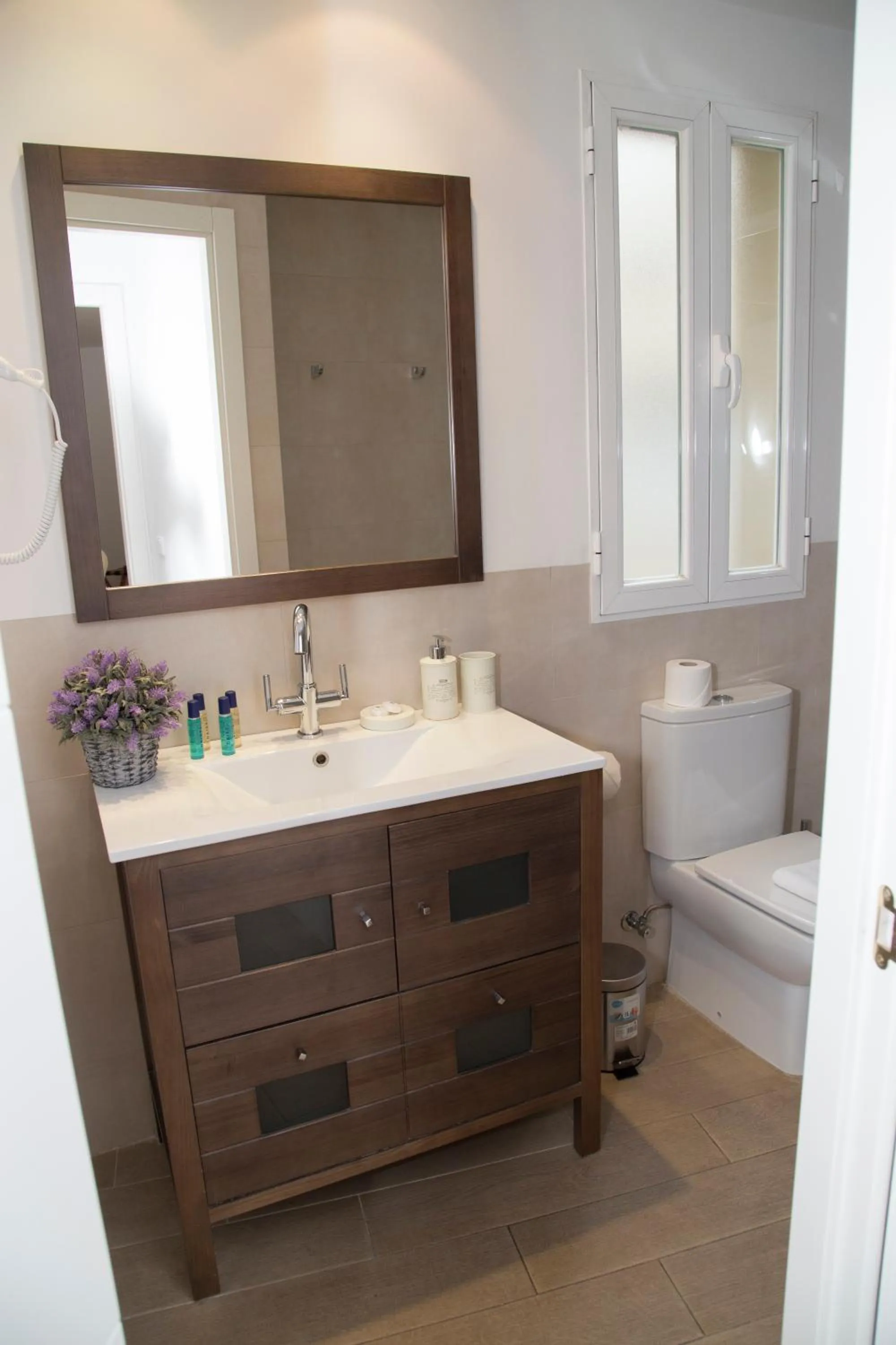 Bathroom in Oriente Palace Apartments