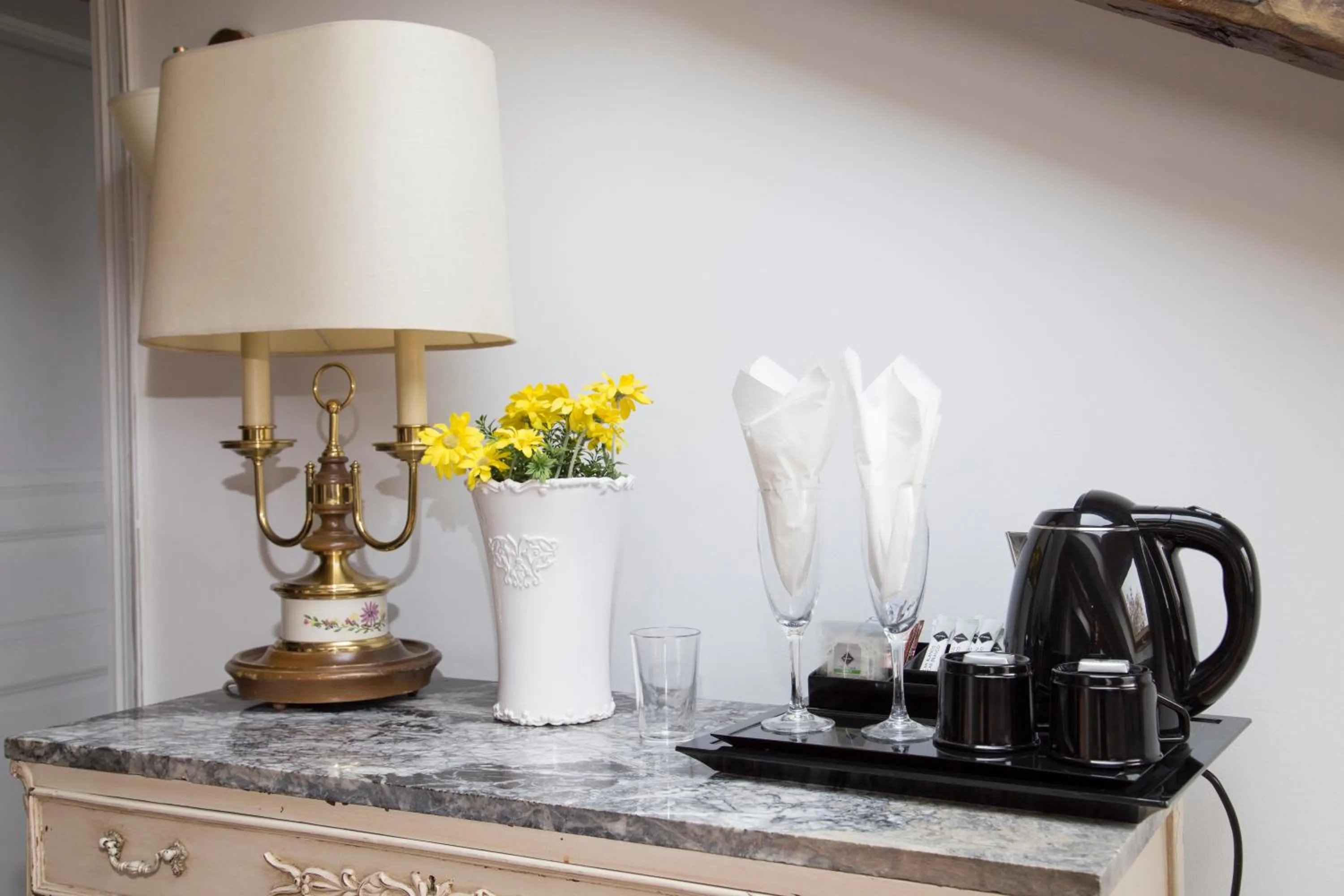 Coffee/tea facilities in Oriente Palace Apartments