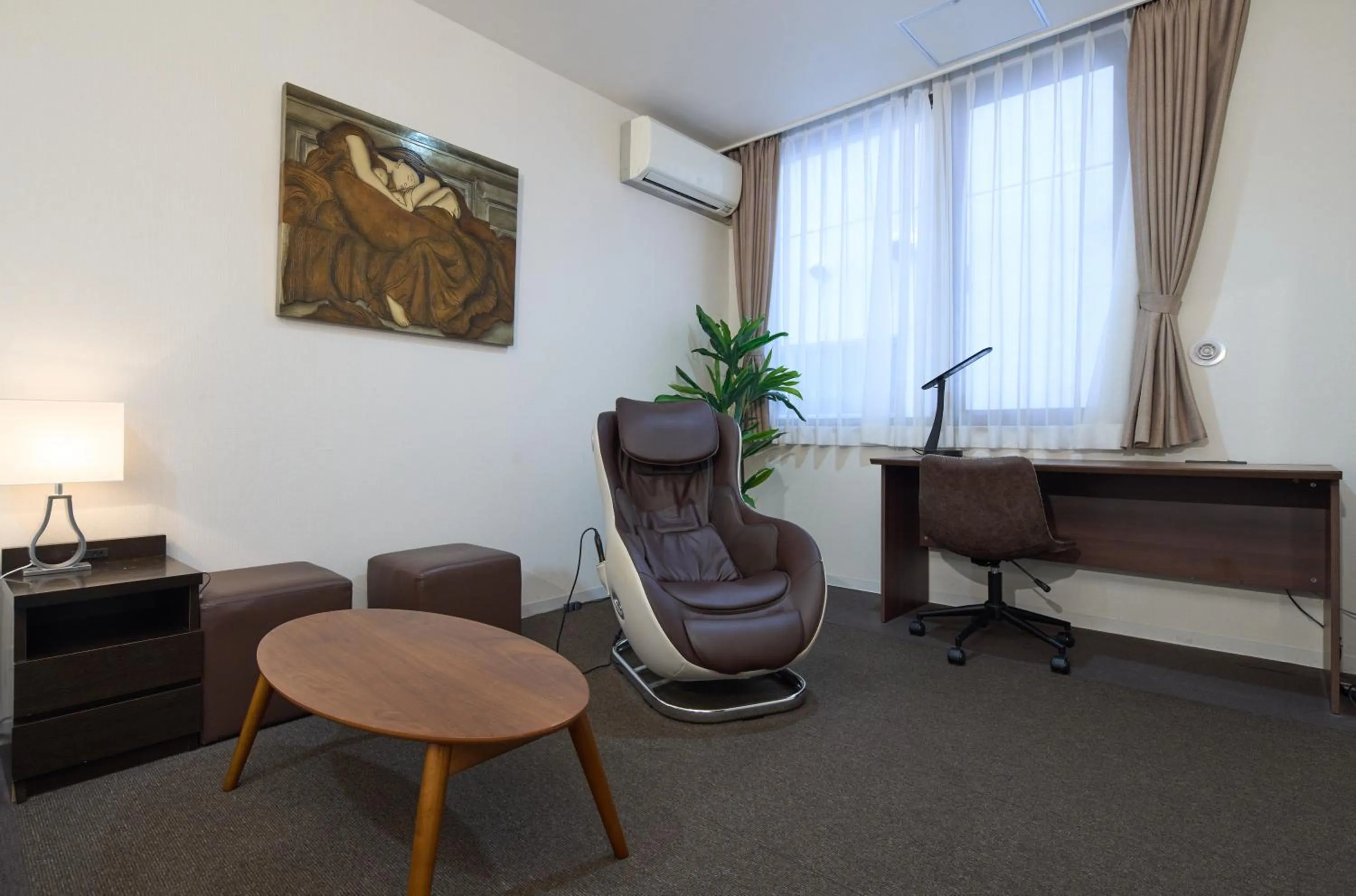 Photo of the whole room in Hotel Tohkai