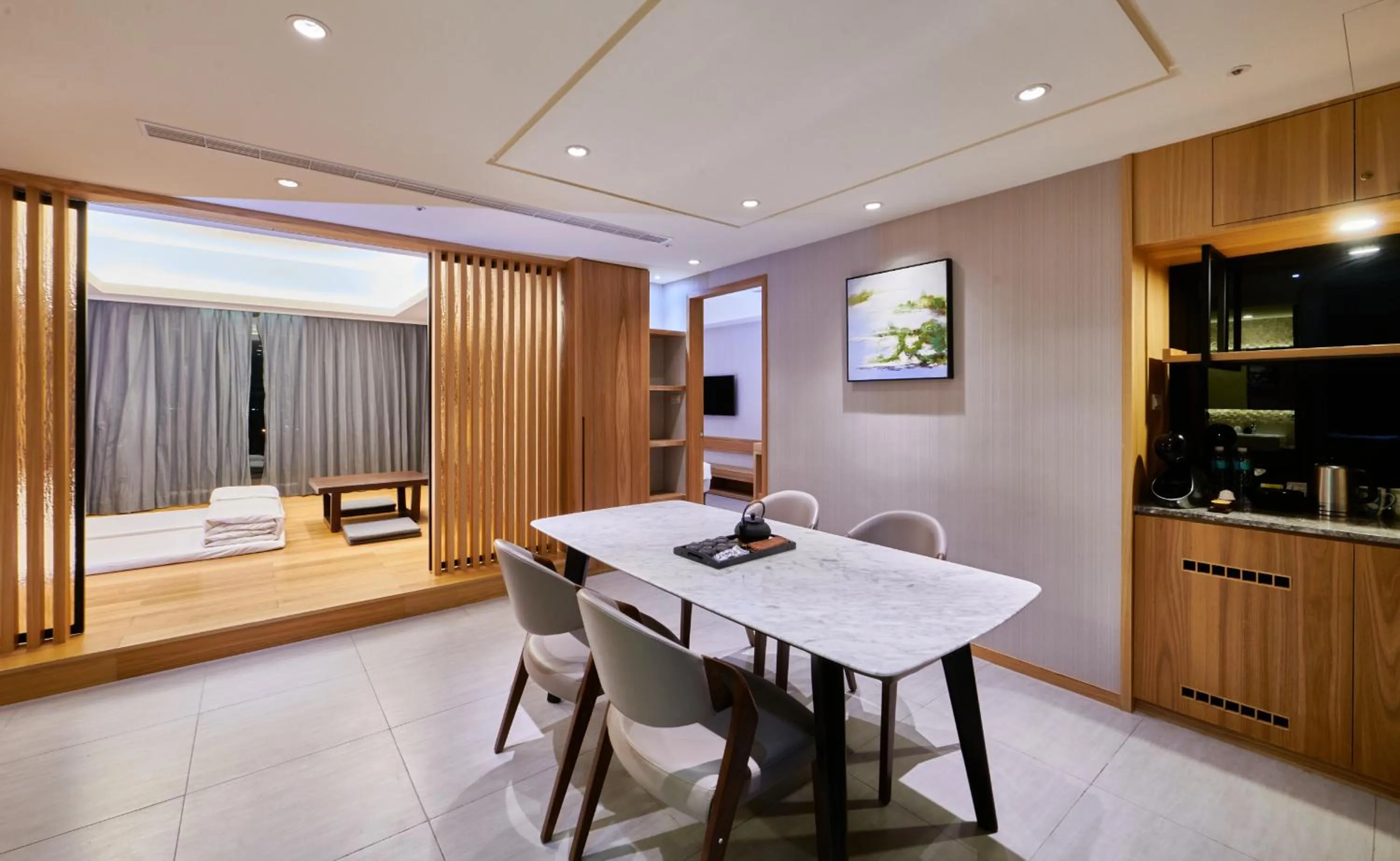 Grand Bay Resort Hotel