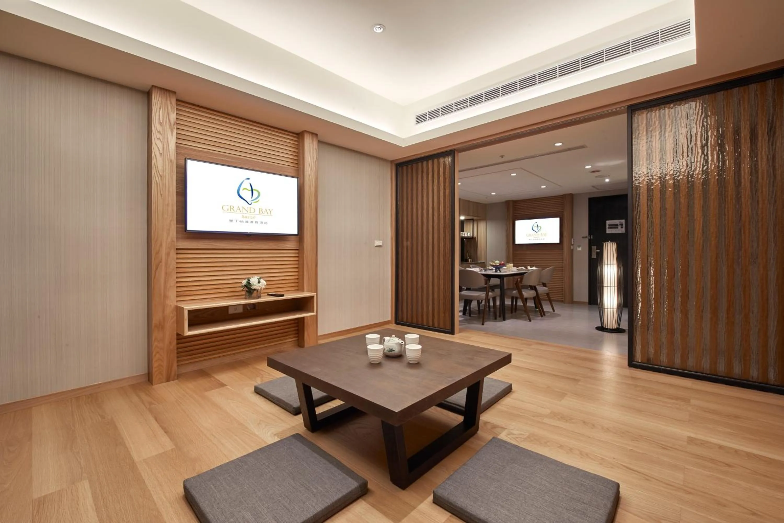 Living room in Grand Bay Resort Hotel