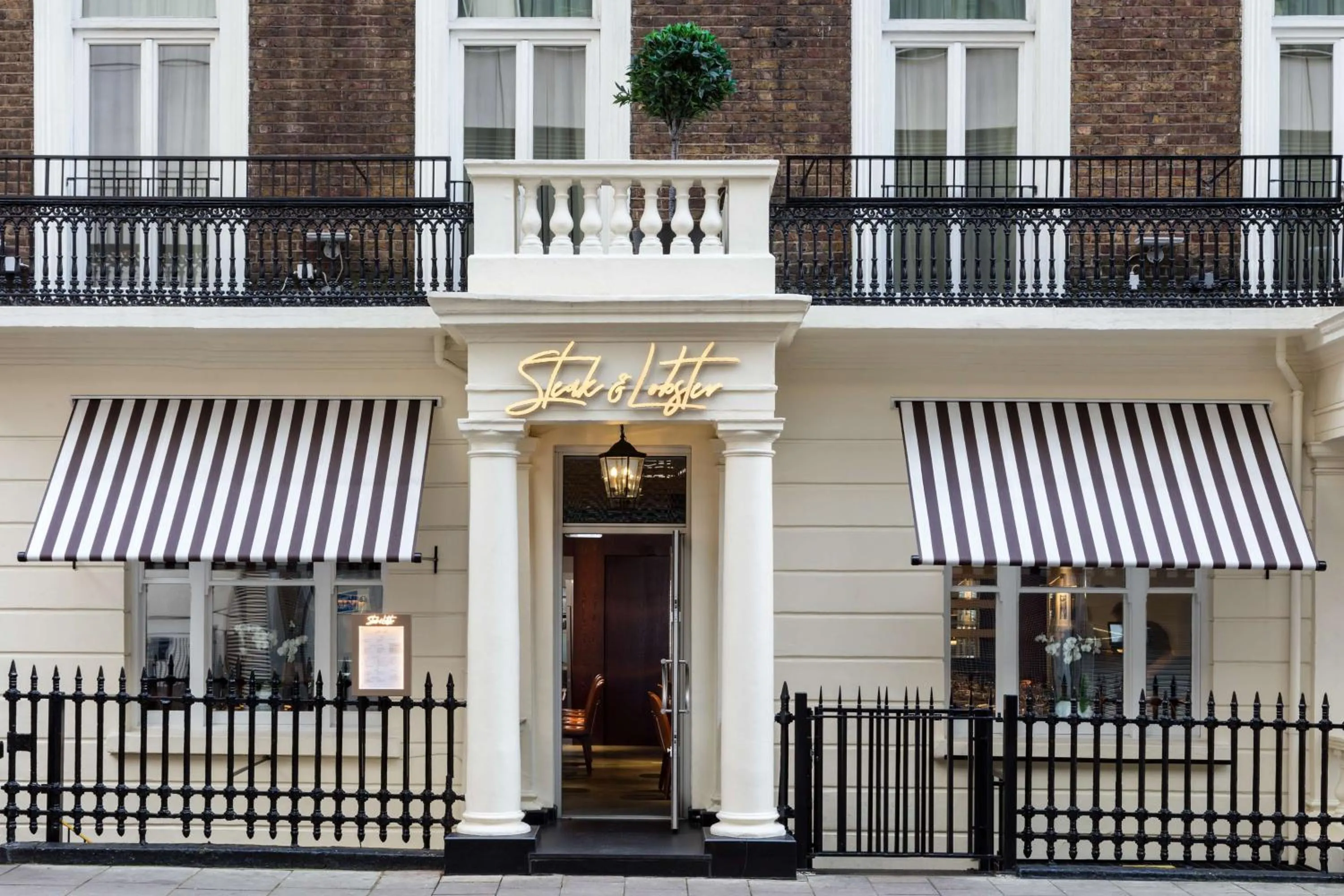 Restaurant/places to eat in Radisson Blu Hotel, London Marble Arch