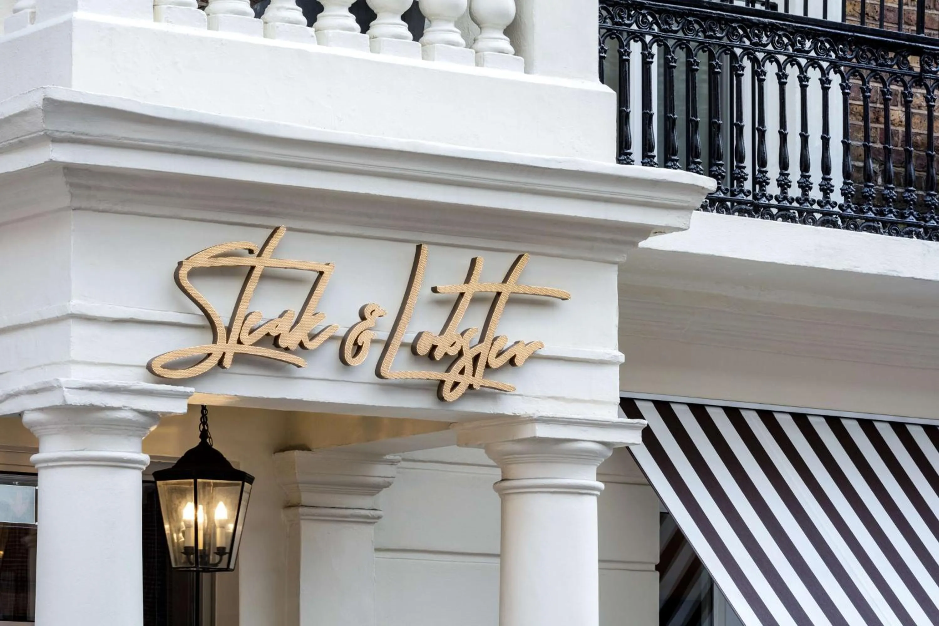 Restaurant/places to eat in Radisson Blu Hotel, London Marble Arch