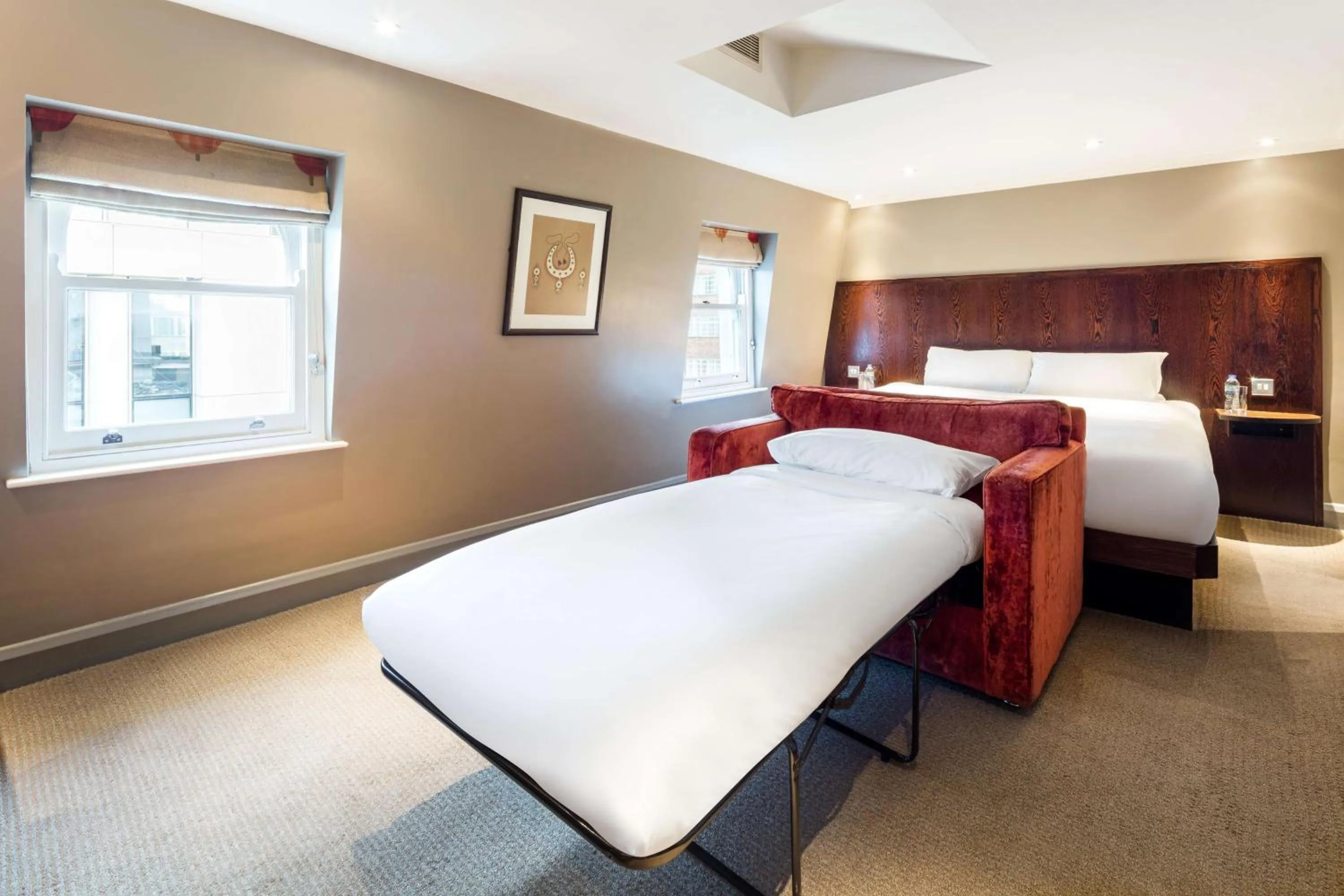 Bedroom, Bed in Radisson Blu Hotel, London Marble Arch