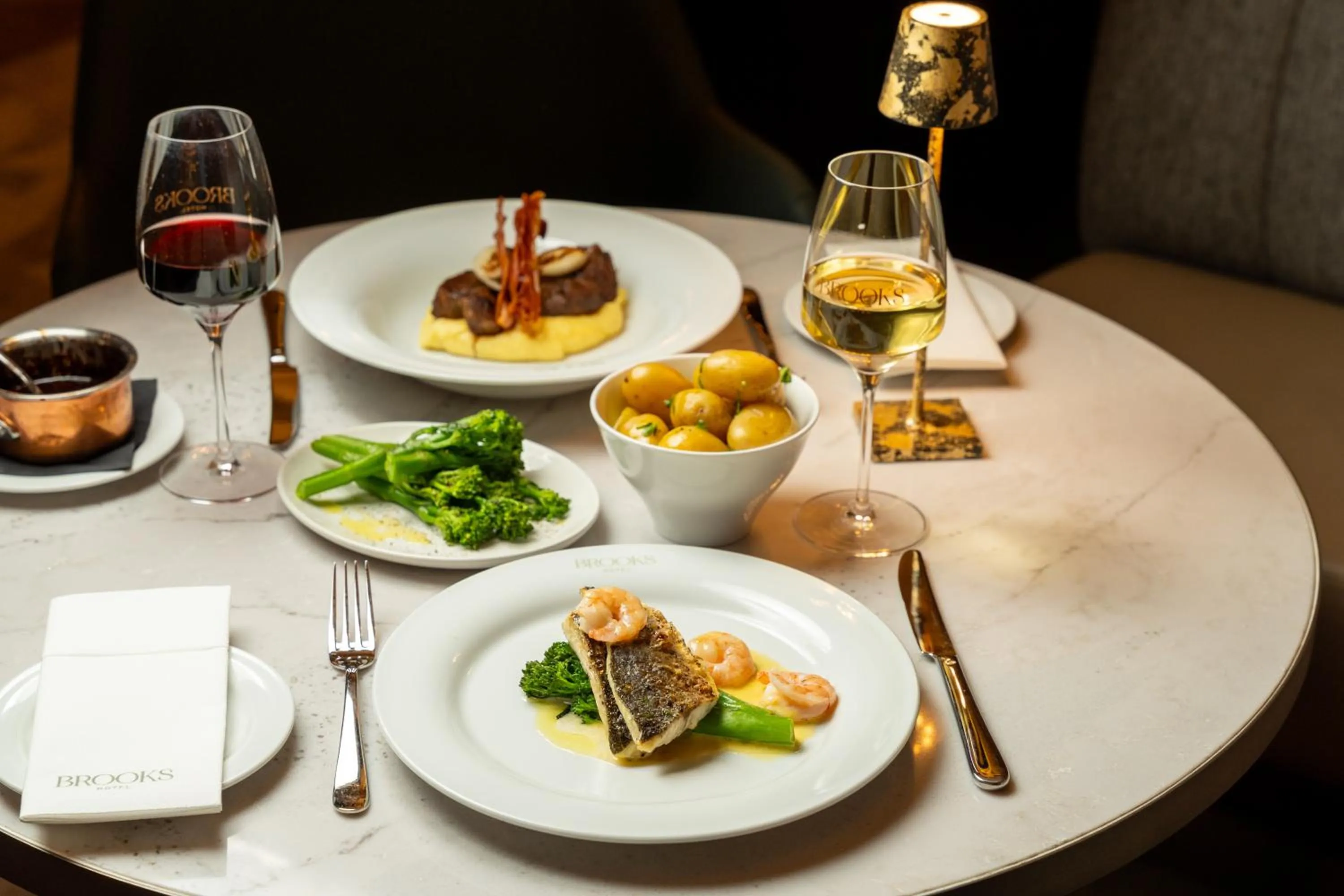 Restaurant/places to eat in Brooks Hotel