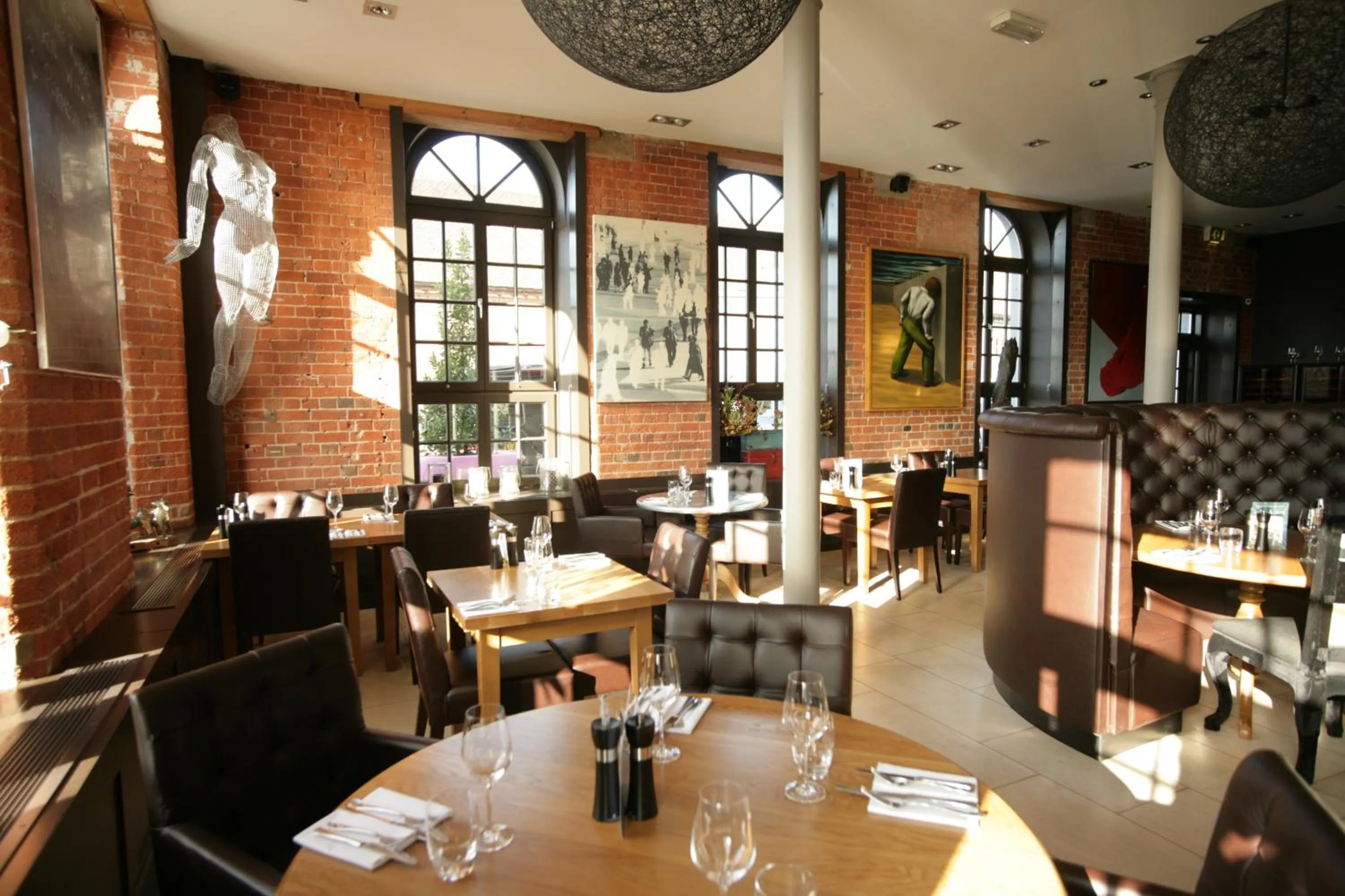 Restaurant/places to eat in Salthouse Harbour Hotel