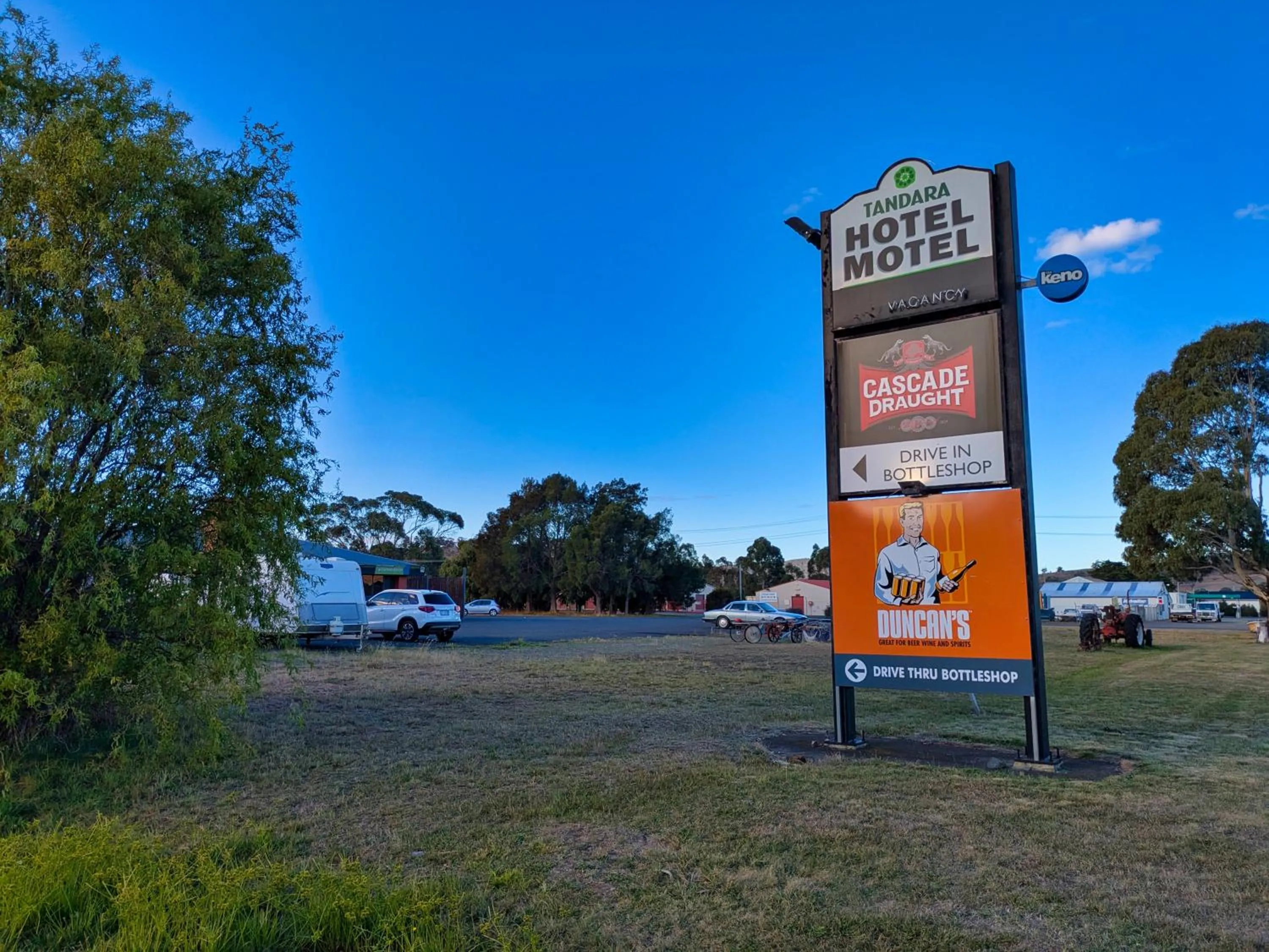 Property building in Tandara Motor Inn