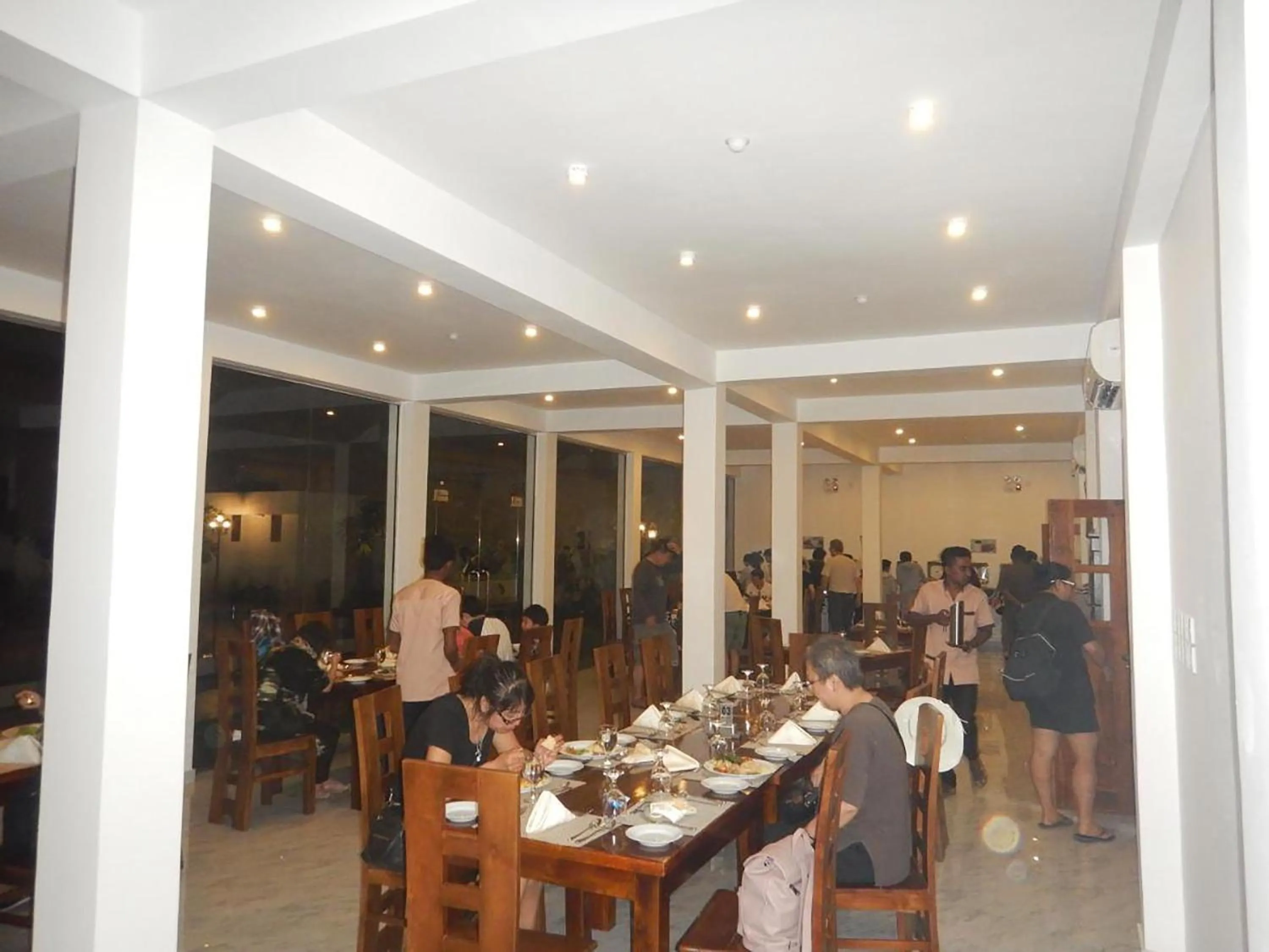Restaurant/places to eat in Yala Hotel Elephant Eye