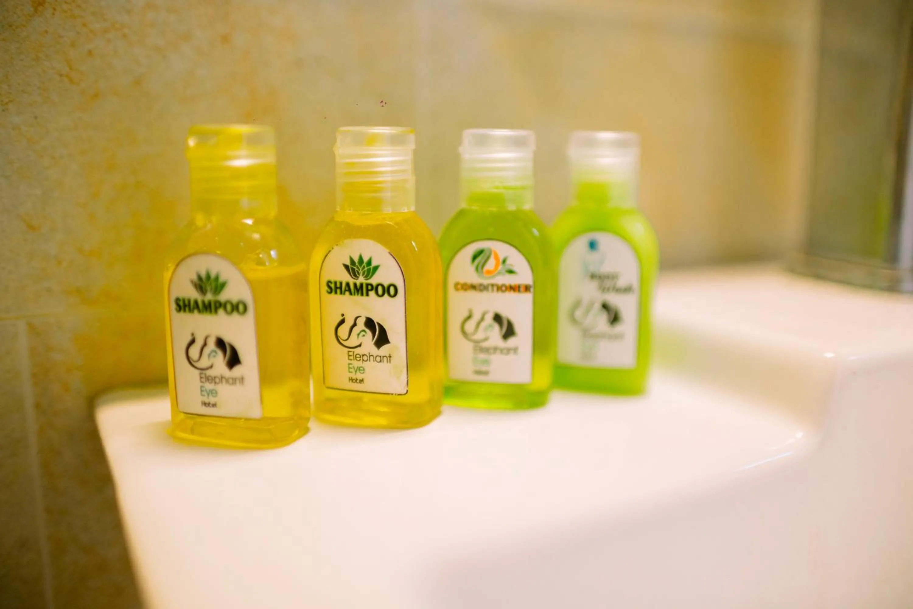 Bathroom in Yala Hotel Elephant Eye